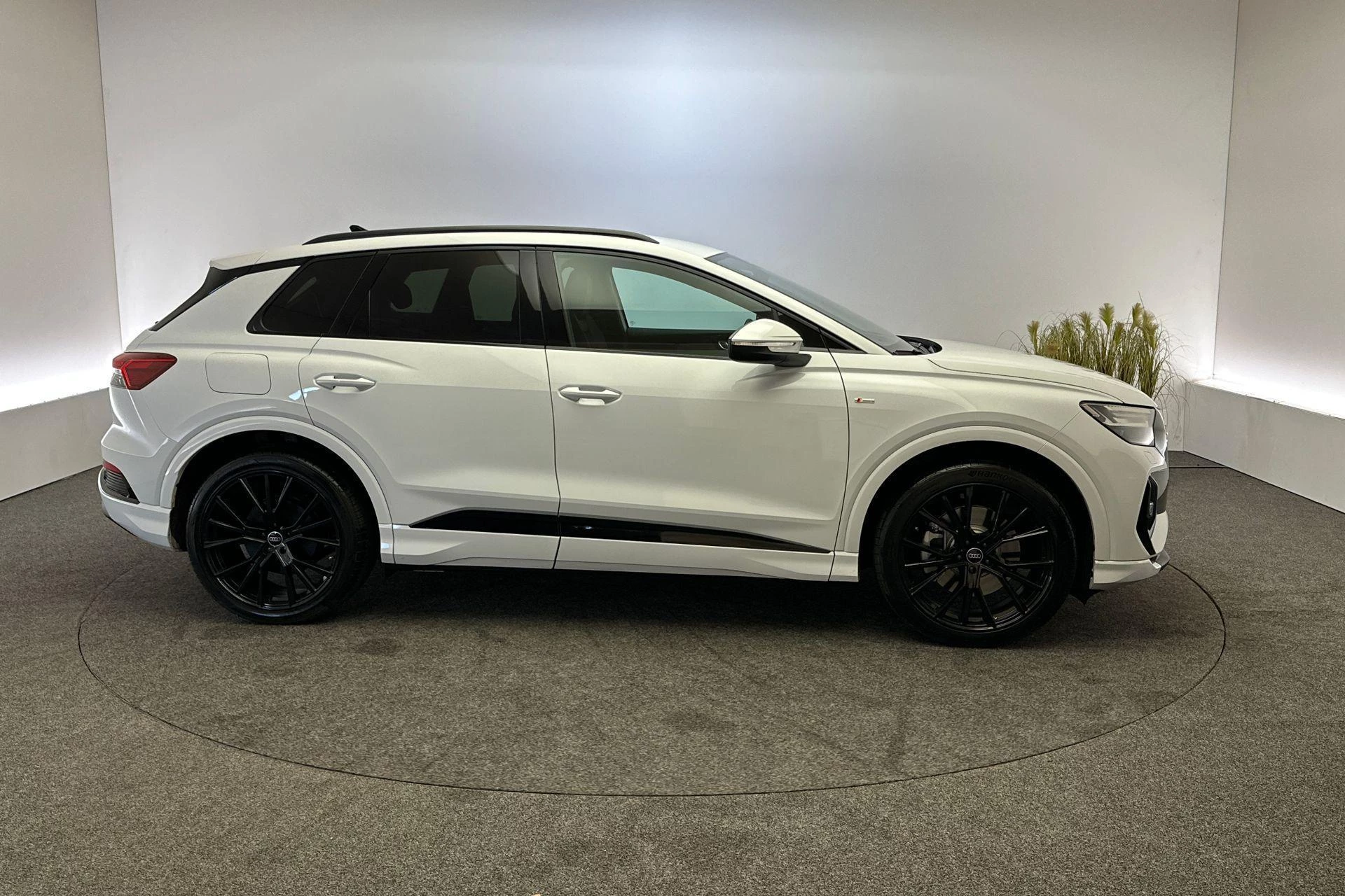 Hoofdafbeelding Audi Q4 e-tron