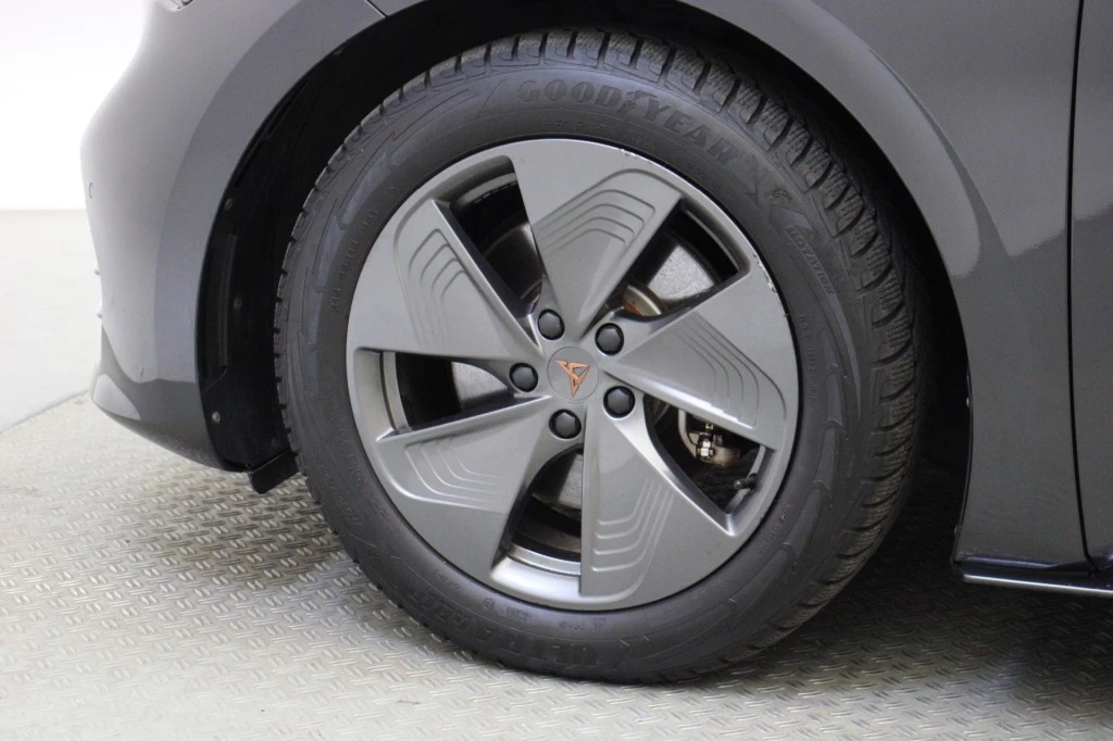 Hoofdafbeelding CUPRA Born