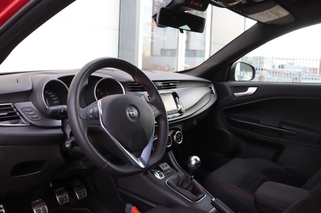 Hoofdafbeelding Alfa Romeo Giulietta