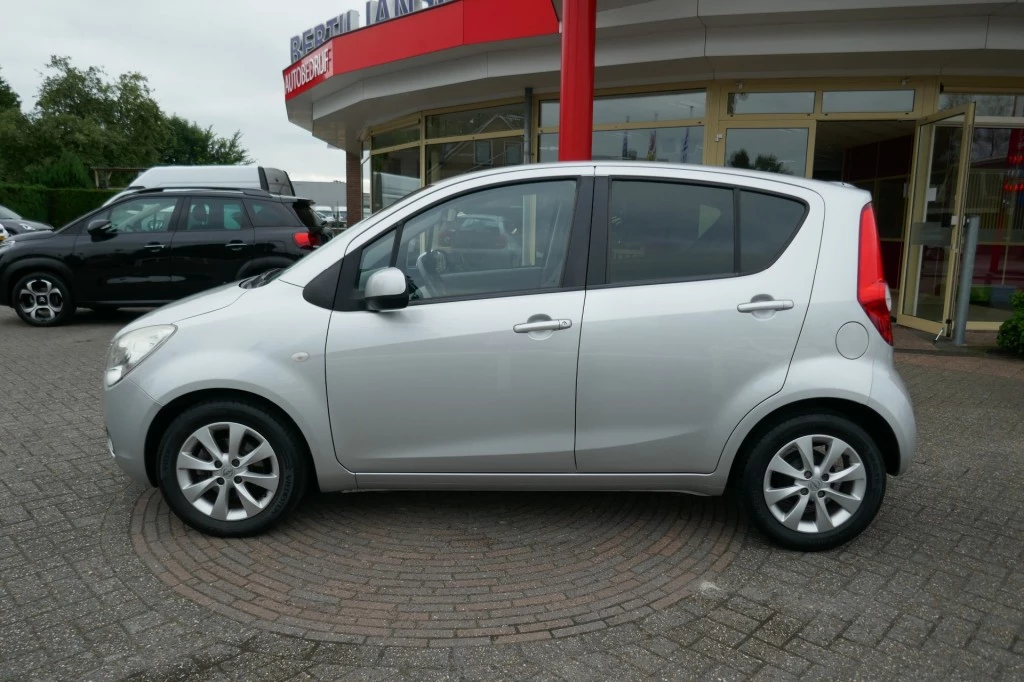 Hoofdafbeelding Opel Agila
