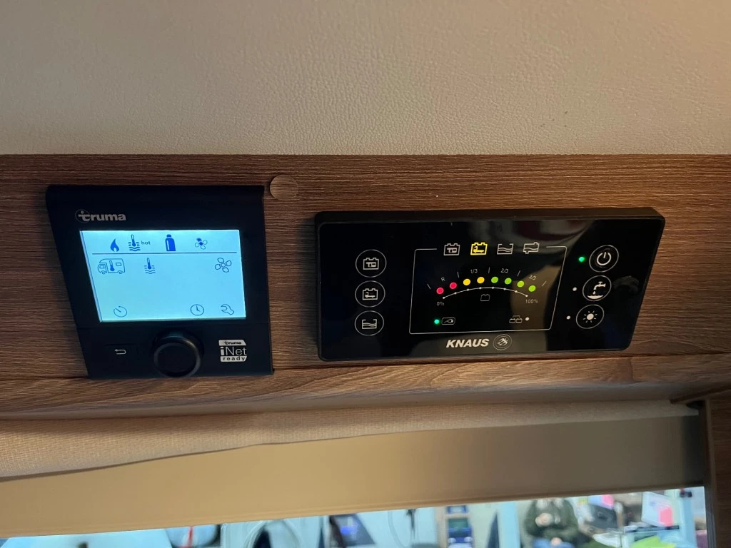 Hoofdafbeelding Knaus Boxlife 6 Meter Lengtebedden