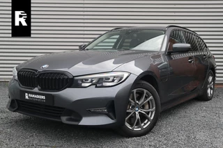 BMW 3 Serie Touring 330e Sportline Harman Kardon / Camera / Trekhaak /