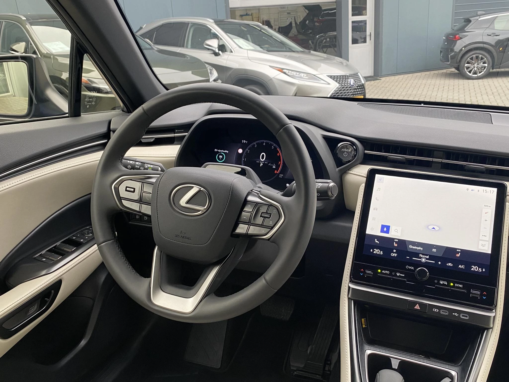 Hoofdafbeelding Lexus LBX