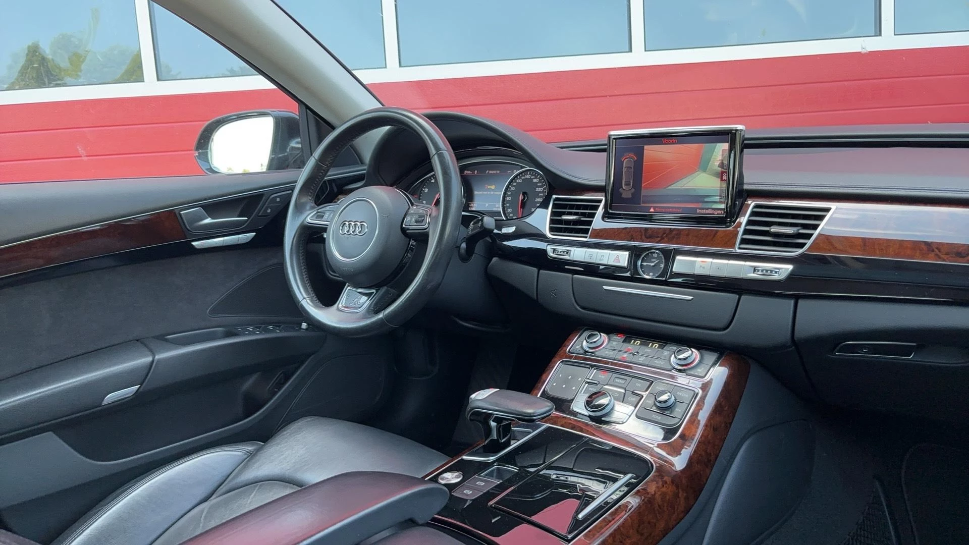 Hoofdafbeelding Audi A8