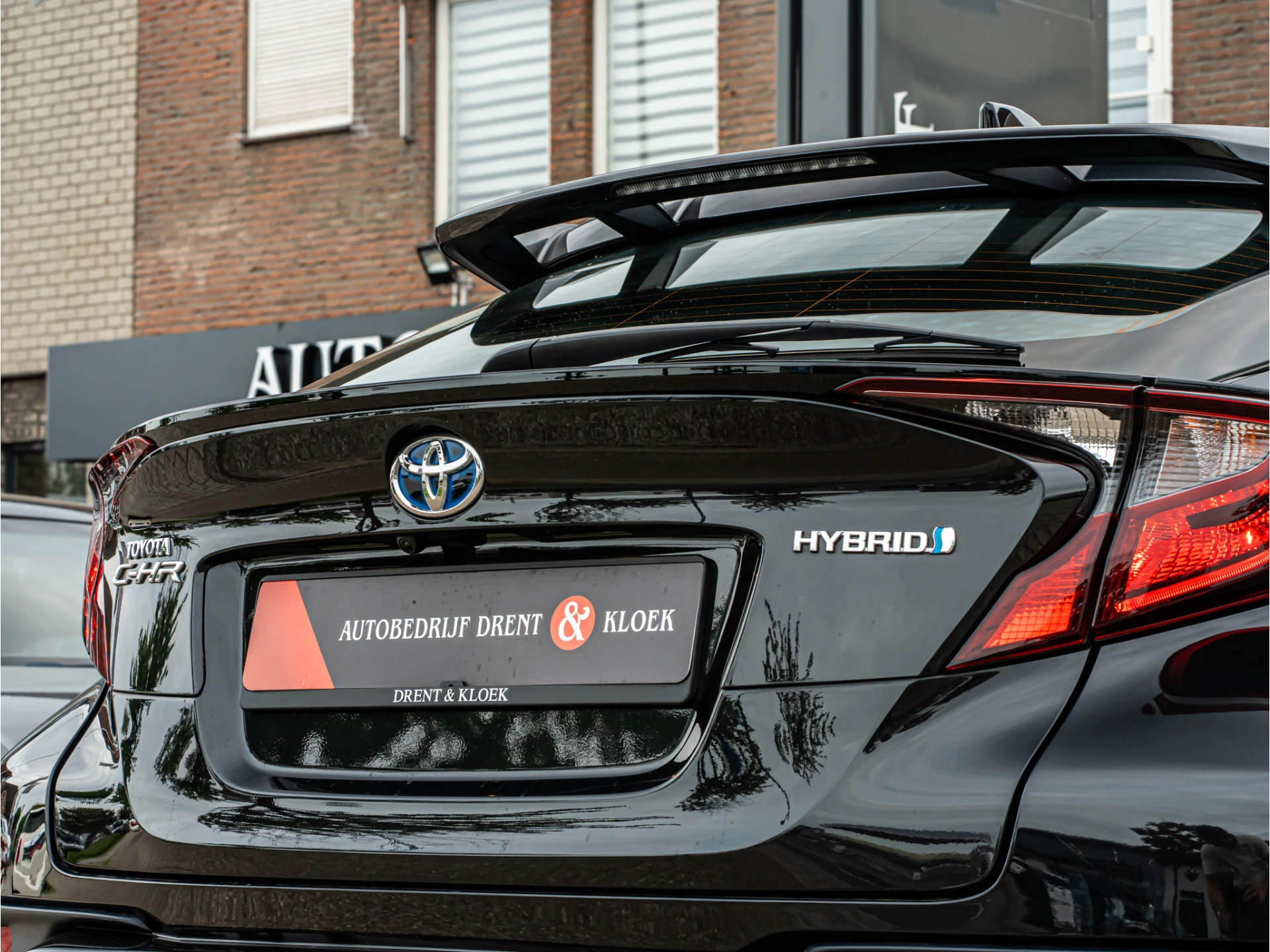 Hoofdafbeelding Toyota C-HR