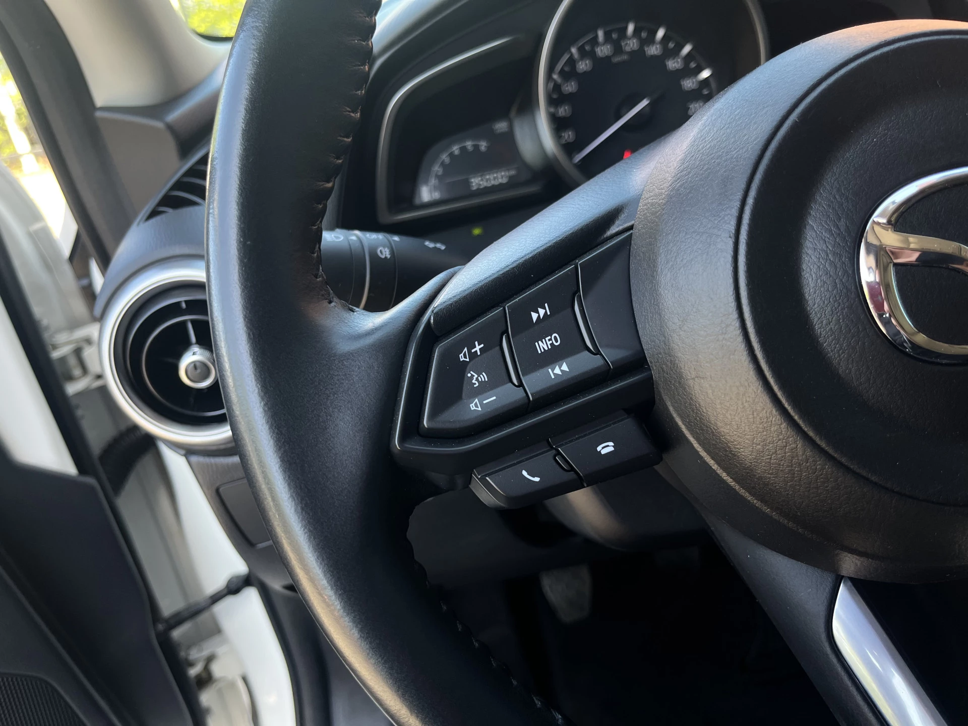 Hoofdafbeelding Mazda 2
