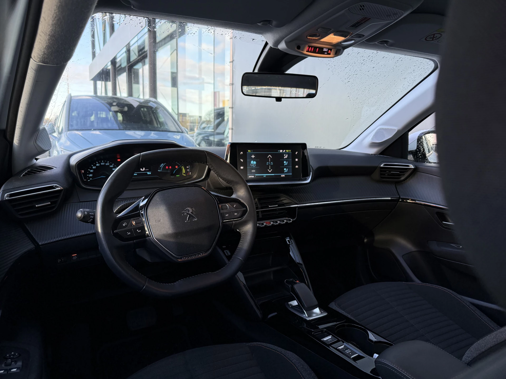 Hoofdafbeelding Peugeot e-208