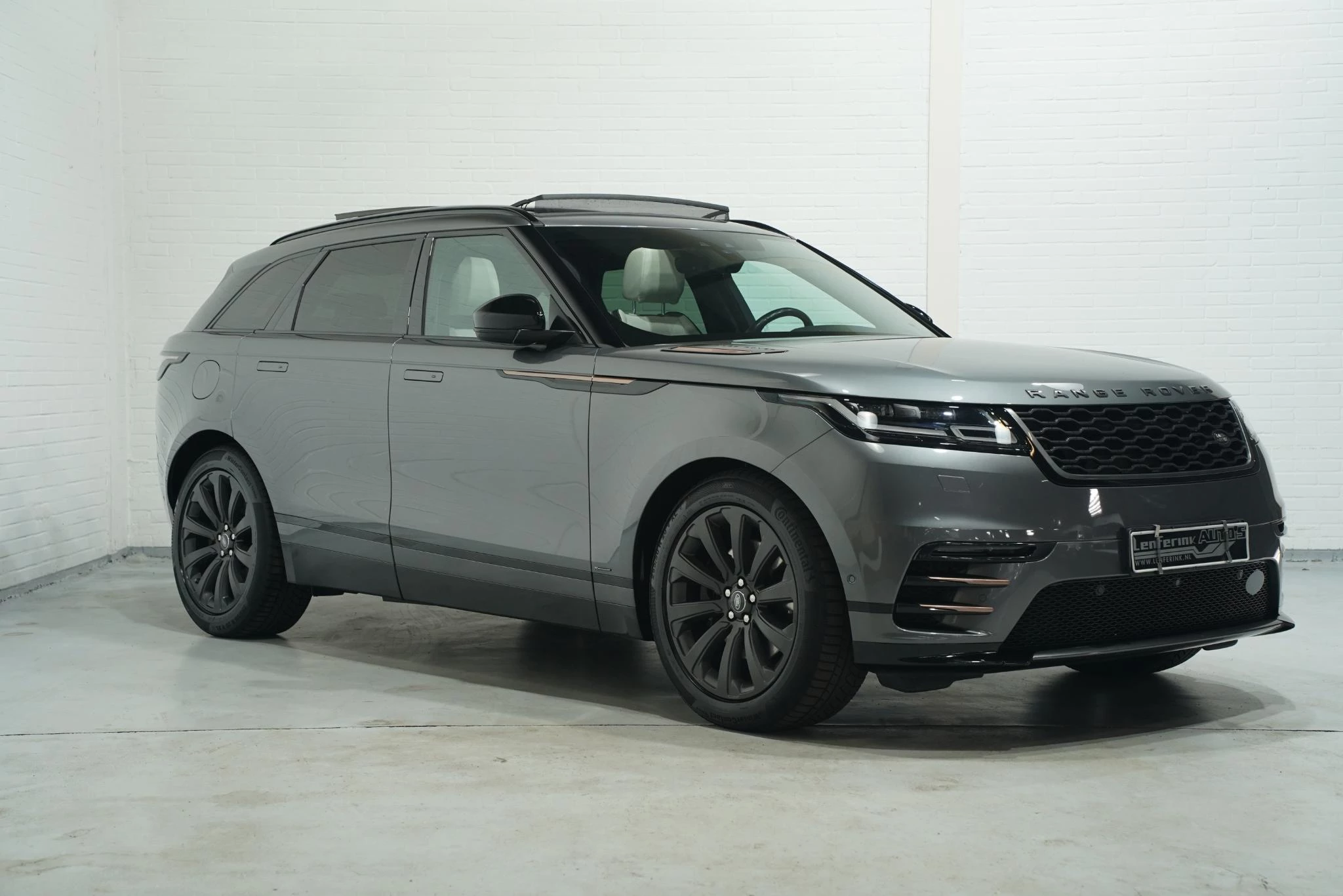 Hoofdafbeelding Land Rover Range Rover Velar