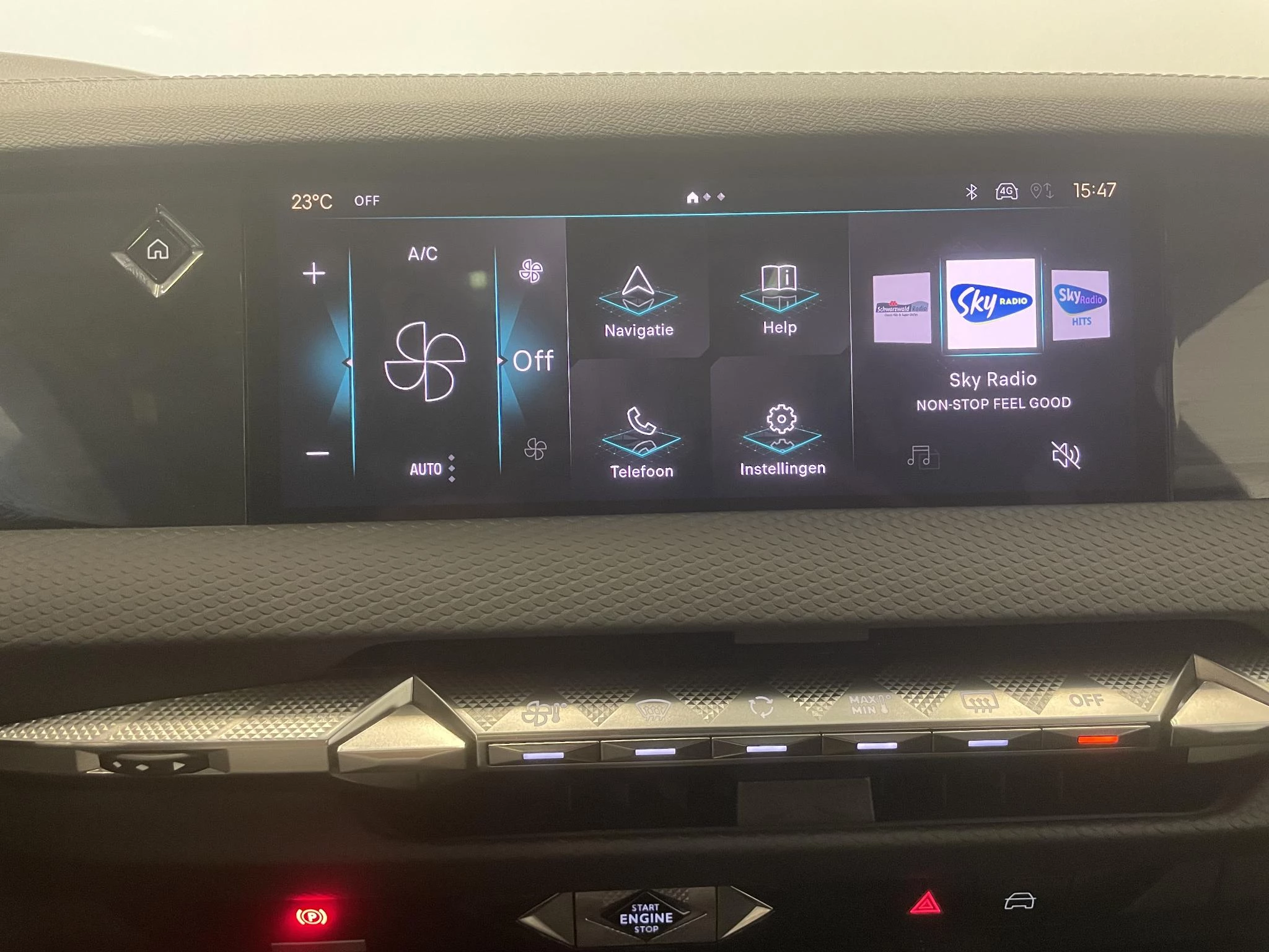 Hoofdafbeelding DS DS 4