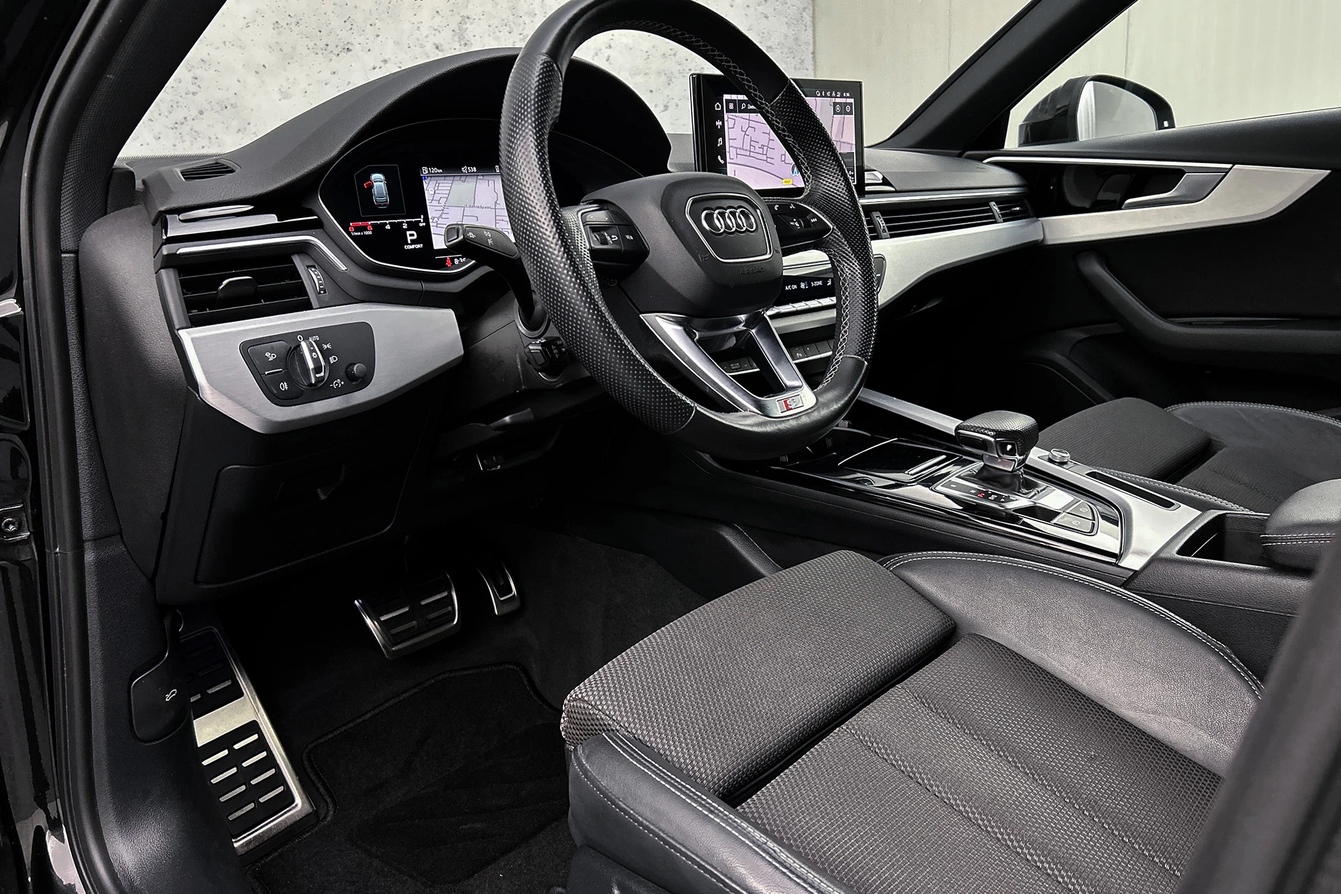 Hoofdafbeelding Audi A4