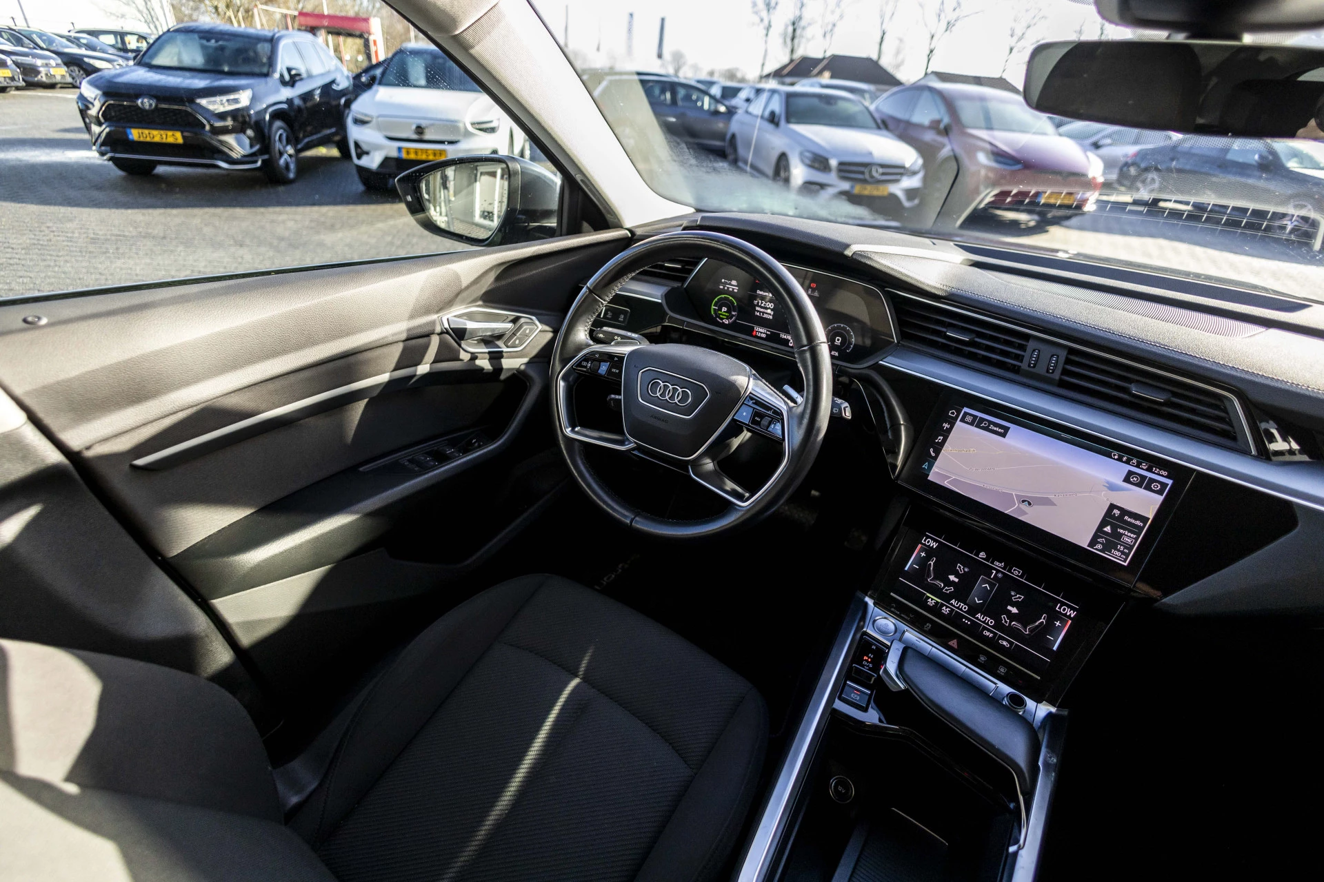 Hoofdafbeelding Audi e-tron