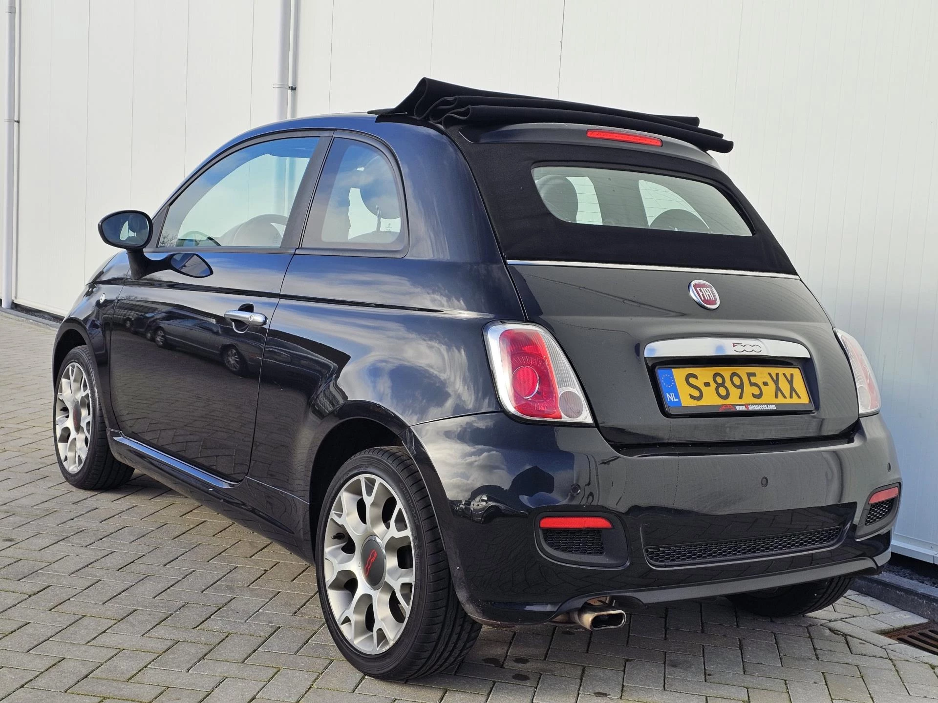 Hoofdafbeelding Fiat 500C