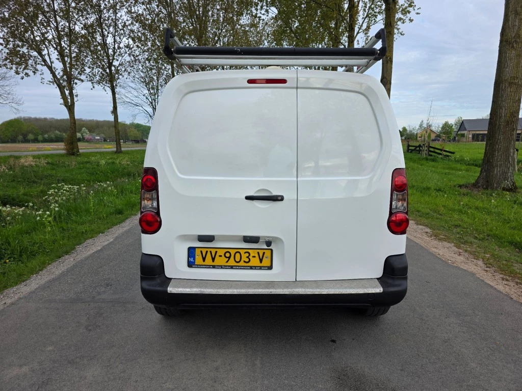 Hoofdafbeelding Peugeot Partner