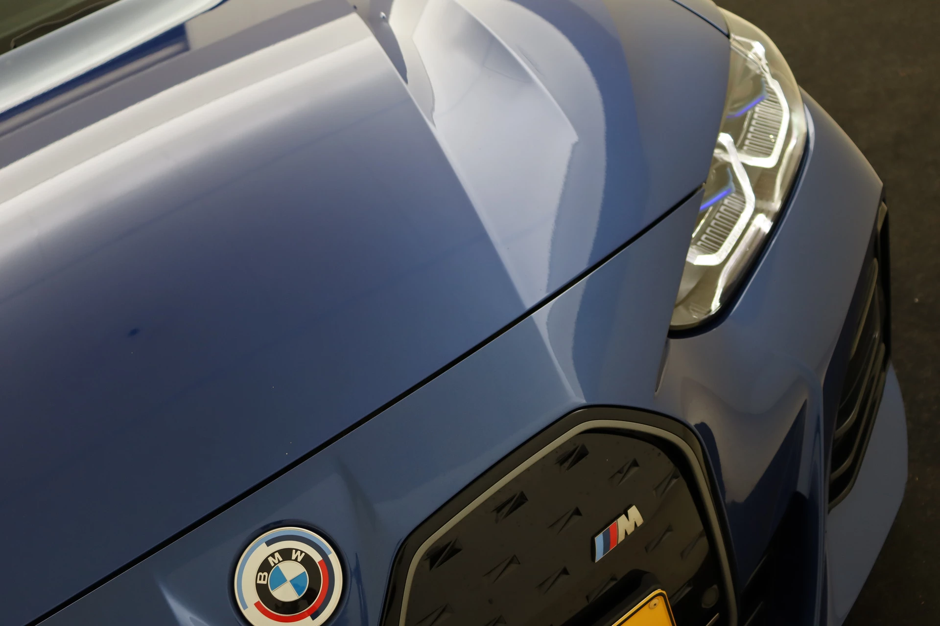 Hoofdafbeelding BMW i4