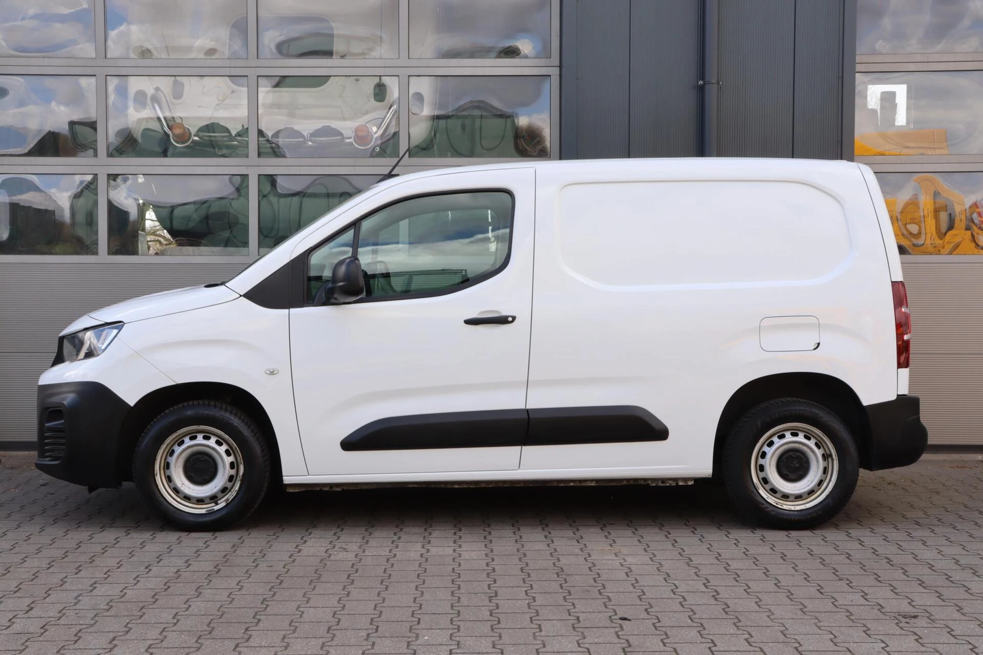 Hoofdafbeelding Peugeot Partner