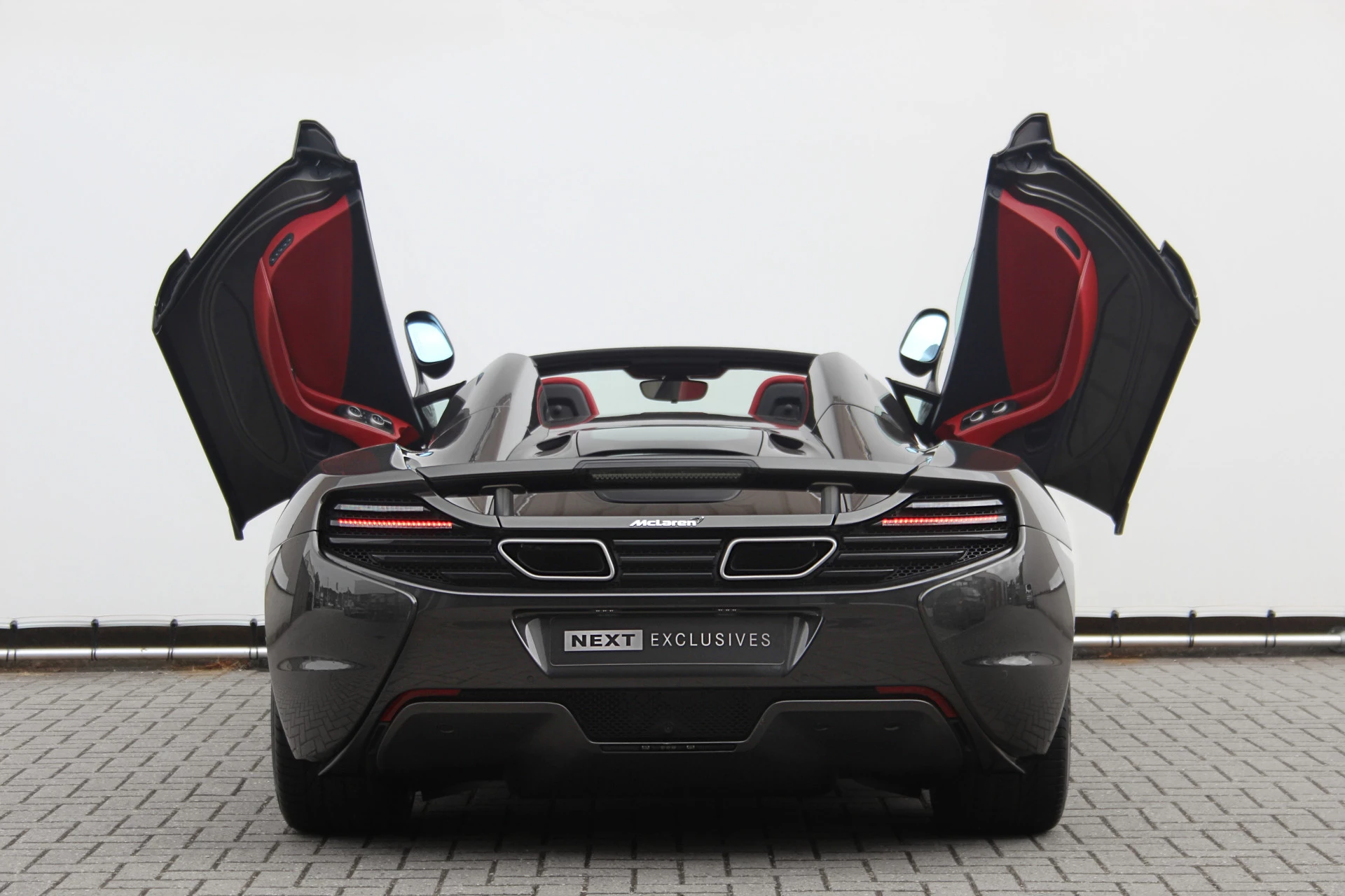 Hoofdafbeelding McLaren 650S