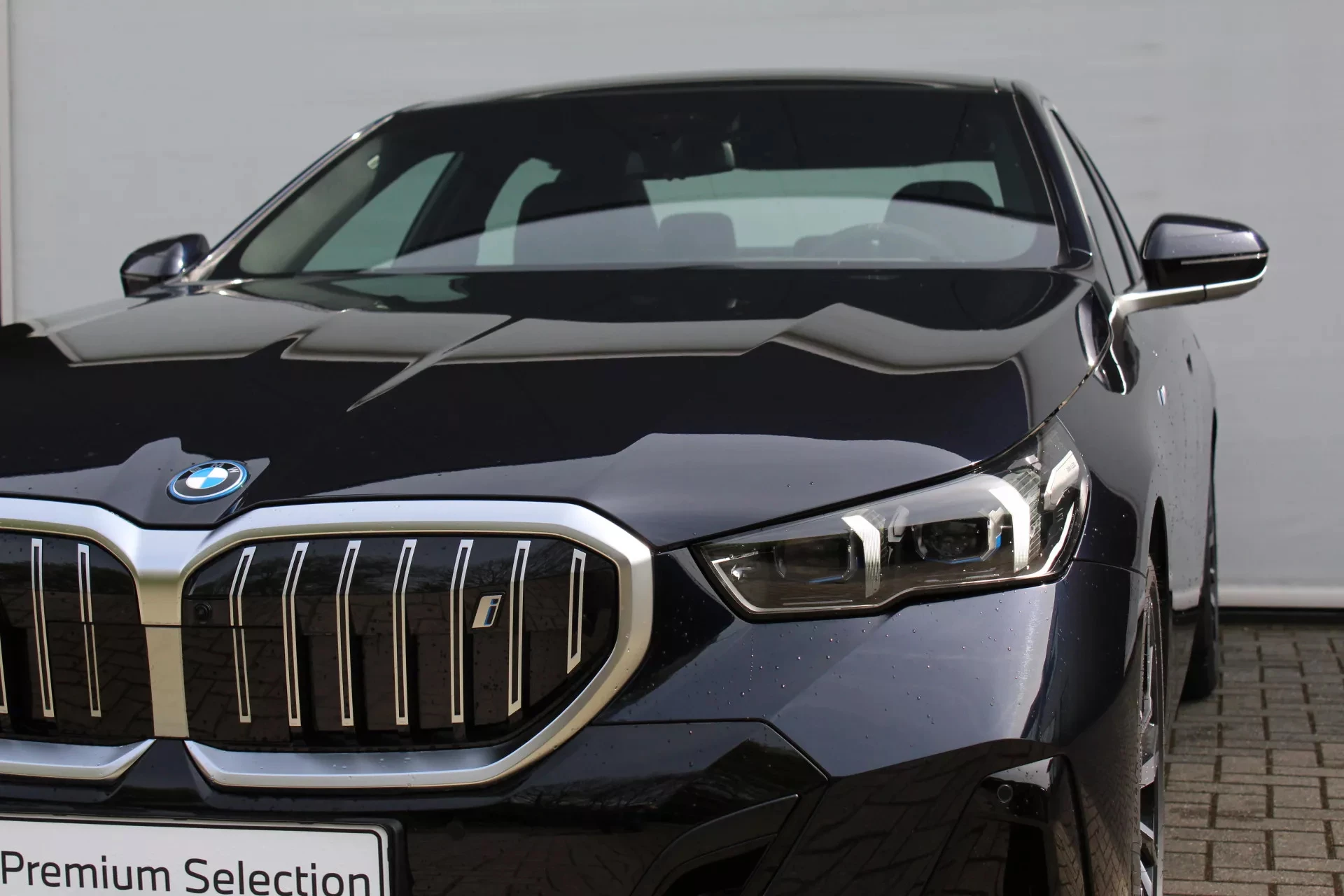 Hoofdafbeelding BMW i5