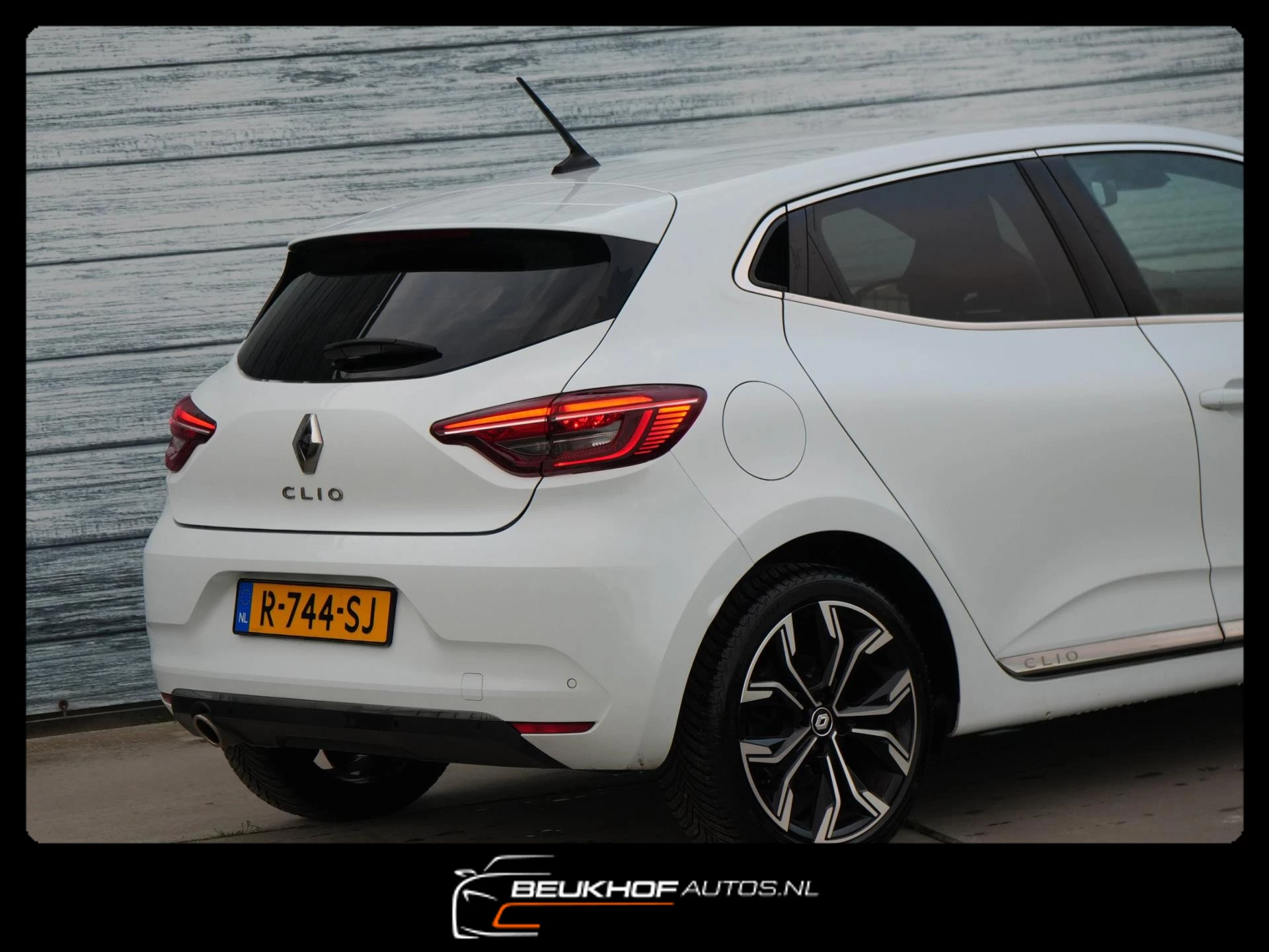 Hoofdafbeelding Renault Clio