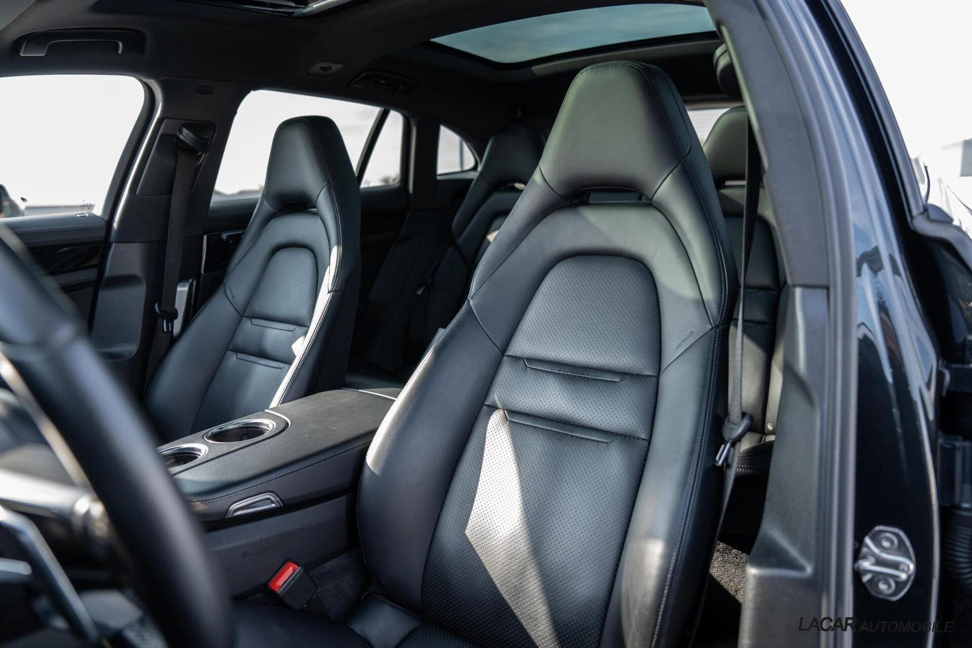 Hoofdafbeelding Porsche Panamera