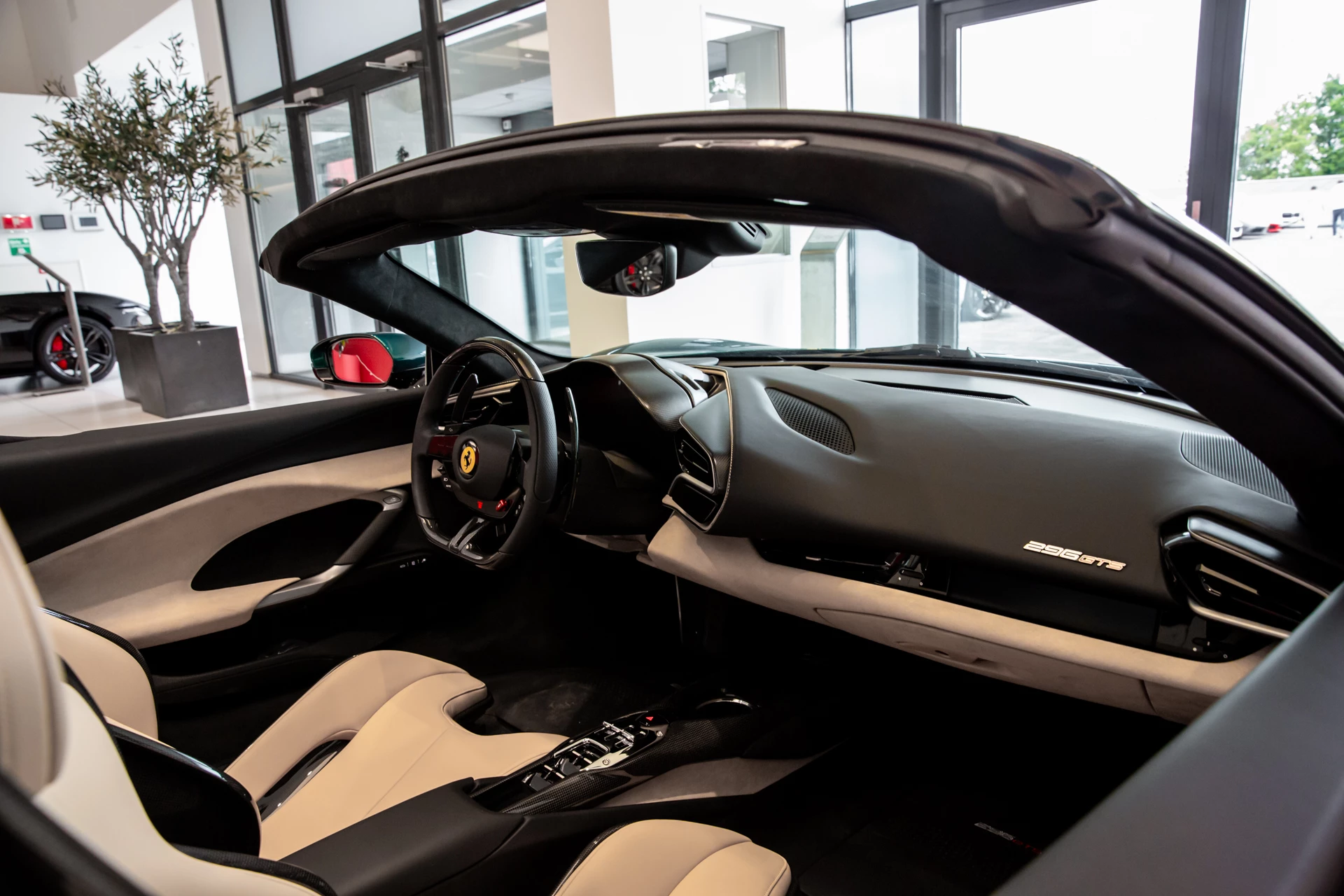 Hoofdafbeelding Ferrari 296