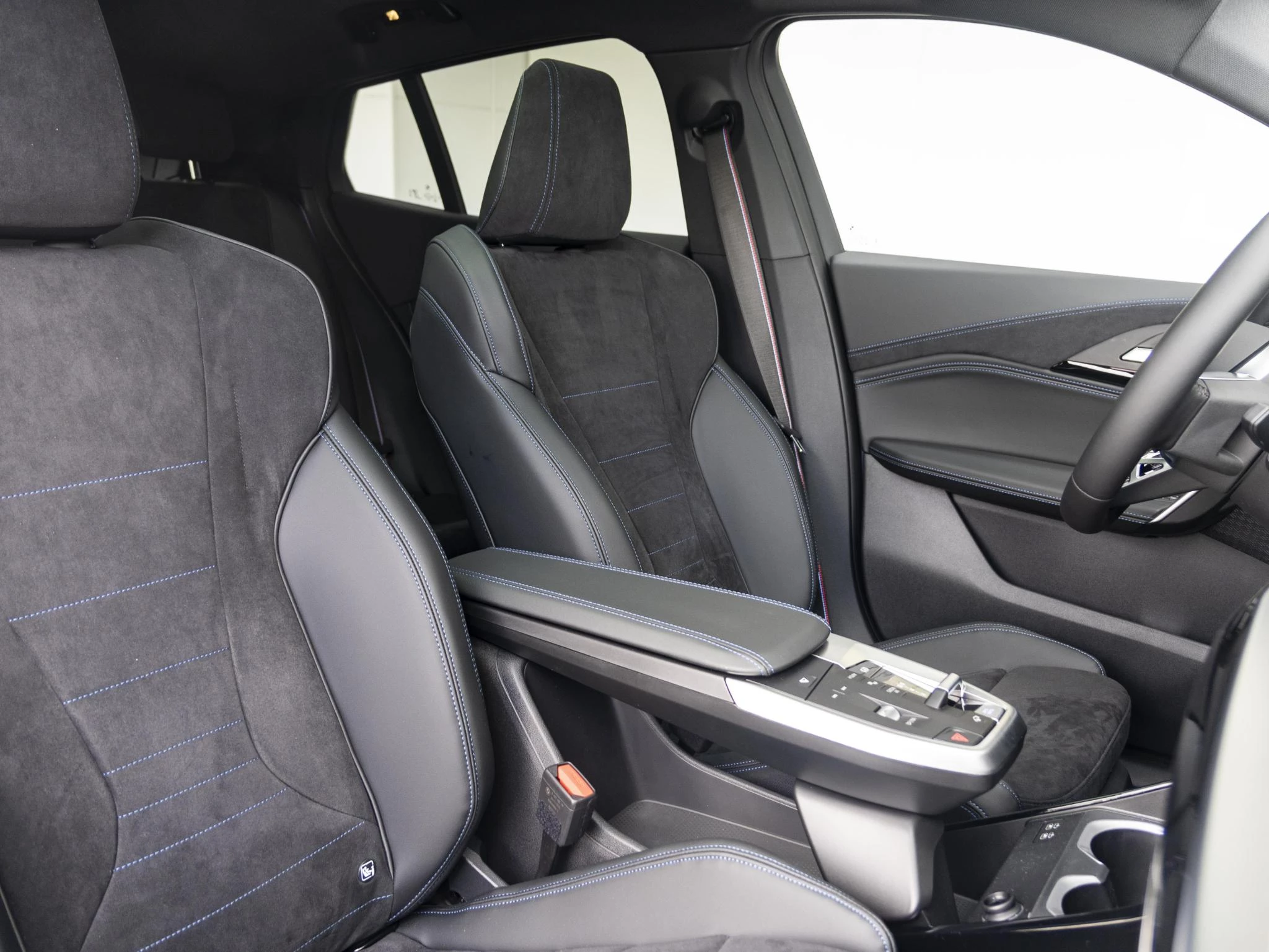 Hoofdafbeelding BMW iX2