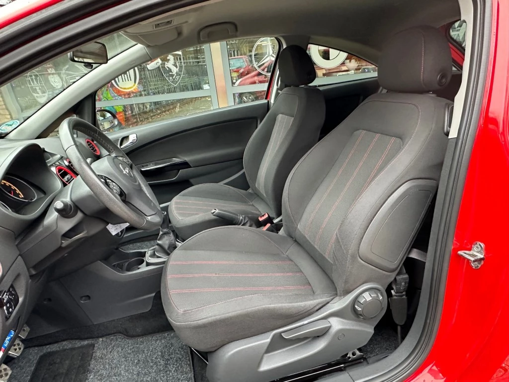 Hoofdafbeelding Opel Corsa