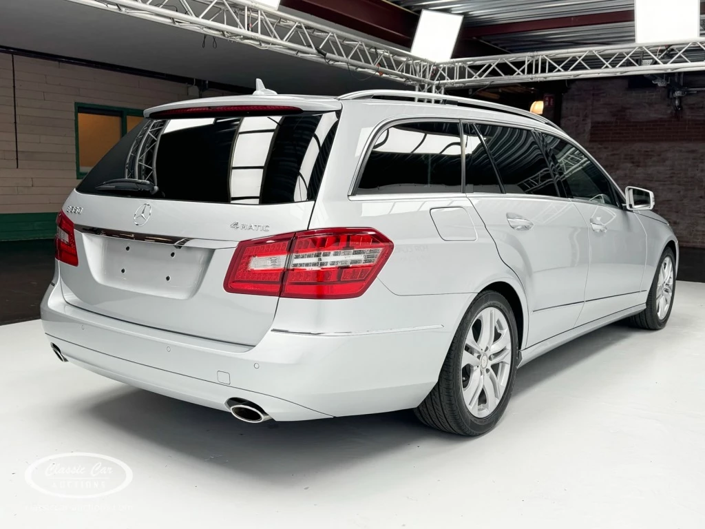 Hoofdafbeelding Mercedes-Benz E-Klasse