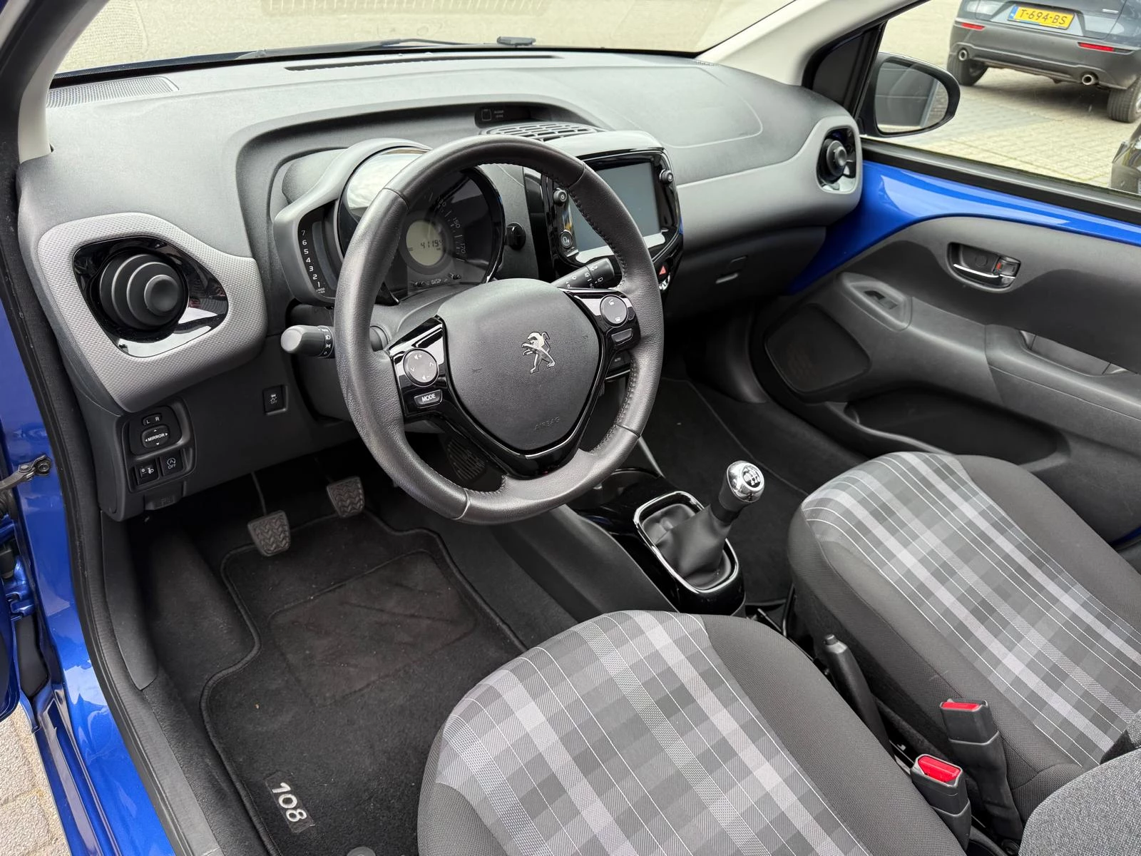 Hoofdafbeelding Peugeot 108