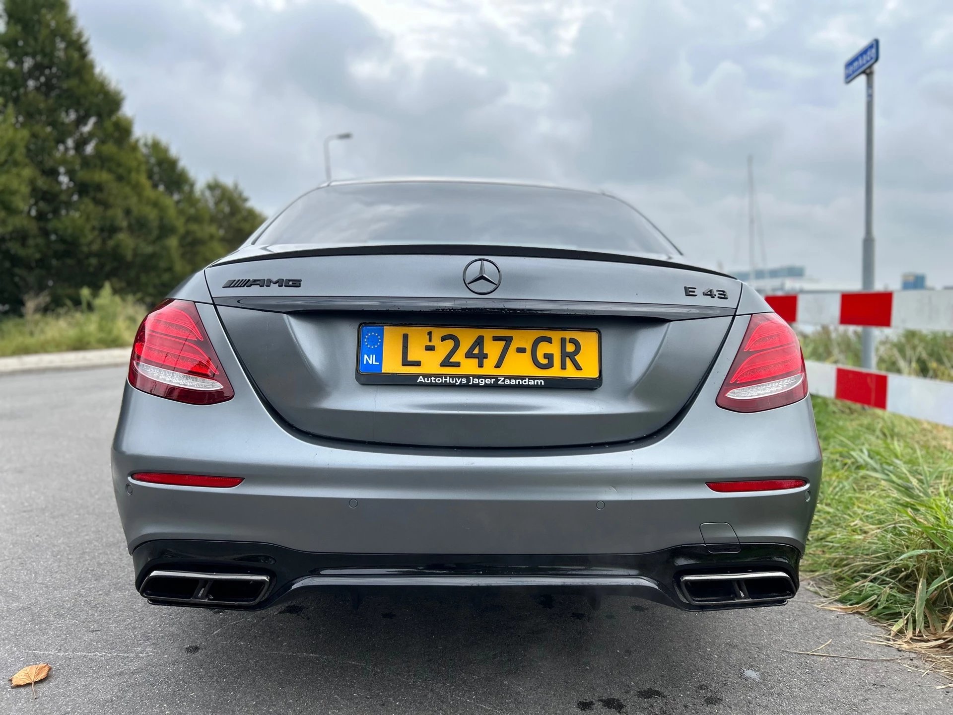 Hoofdafbeelding Mercedes-Benz E-Klasse