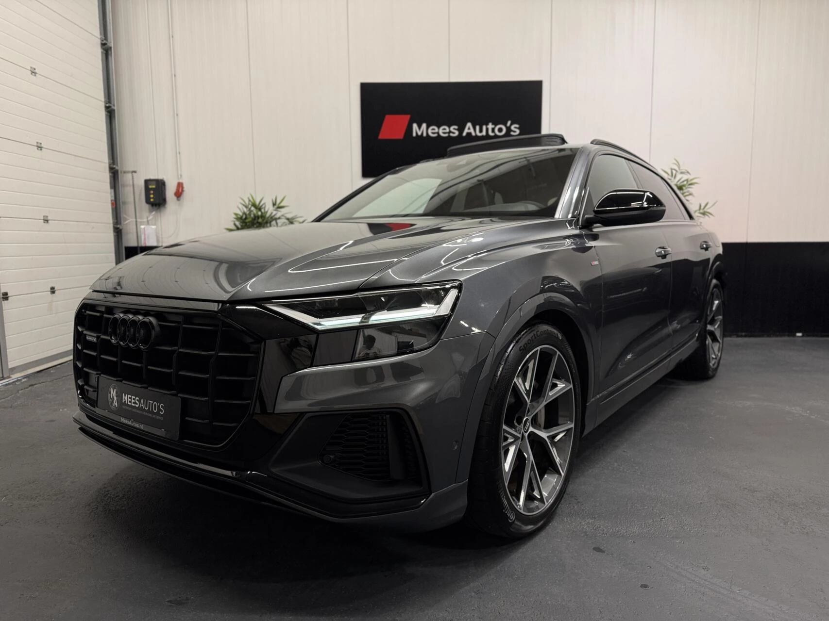 Hoofdafbeelding Audi Q8