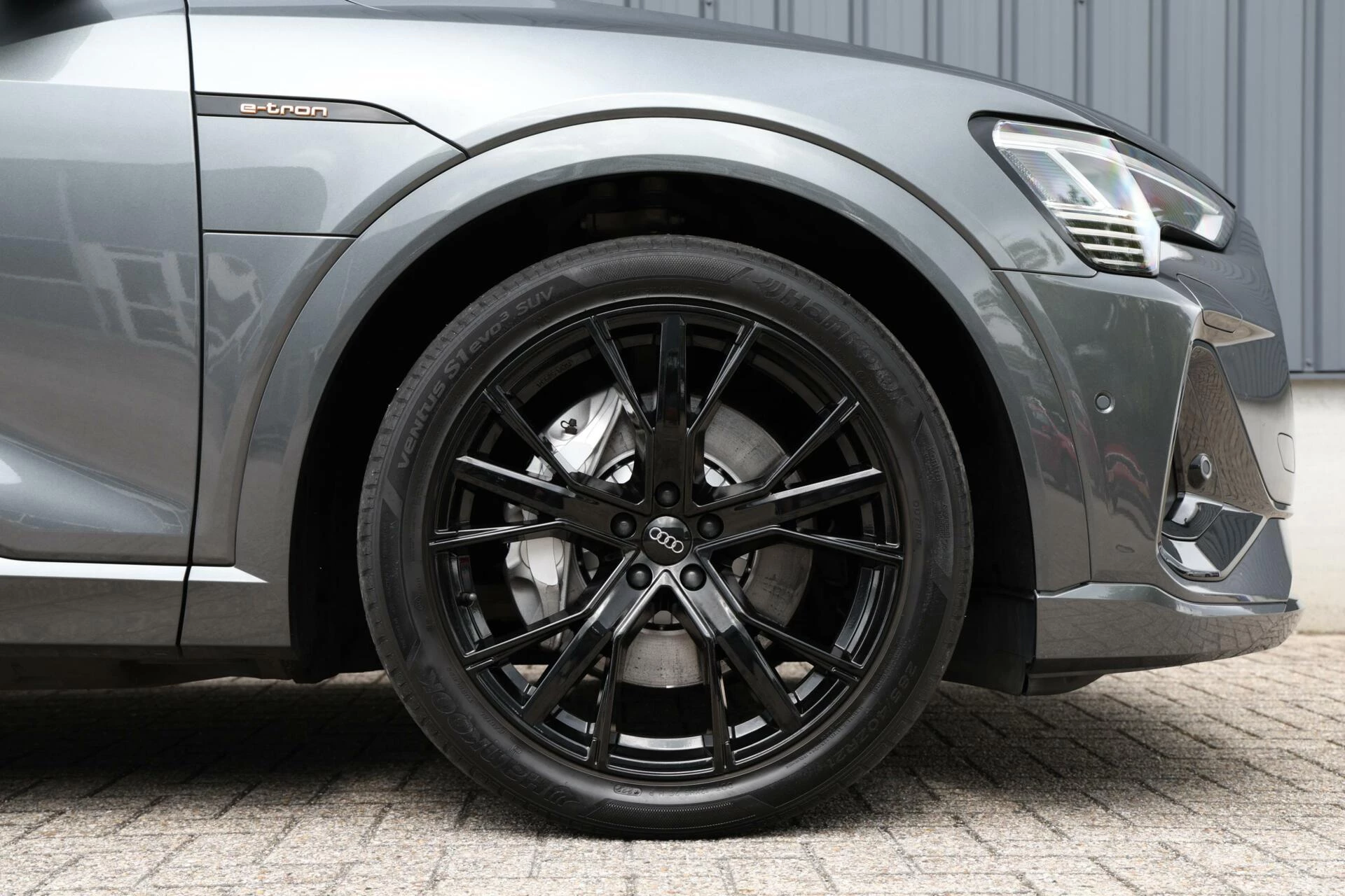 Hoofdafbeelding Audi e-tron