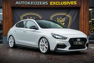 Hoofdafbeelding Hyundai i30 Hyundai i30 Fastback 2.0 T-GDI N1 Panodak Pops And Bangs Navigatie Camera Stoelverw. Alcantara Keyless Stoel Stuurverw.