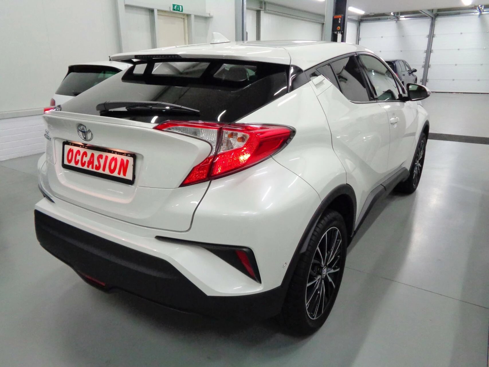 Hoofdafbeelding Toyota C-HR