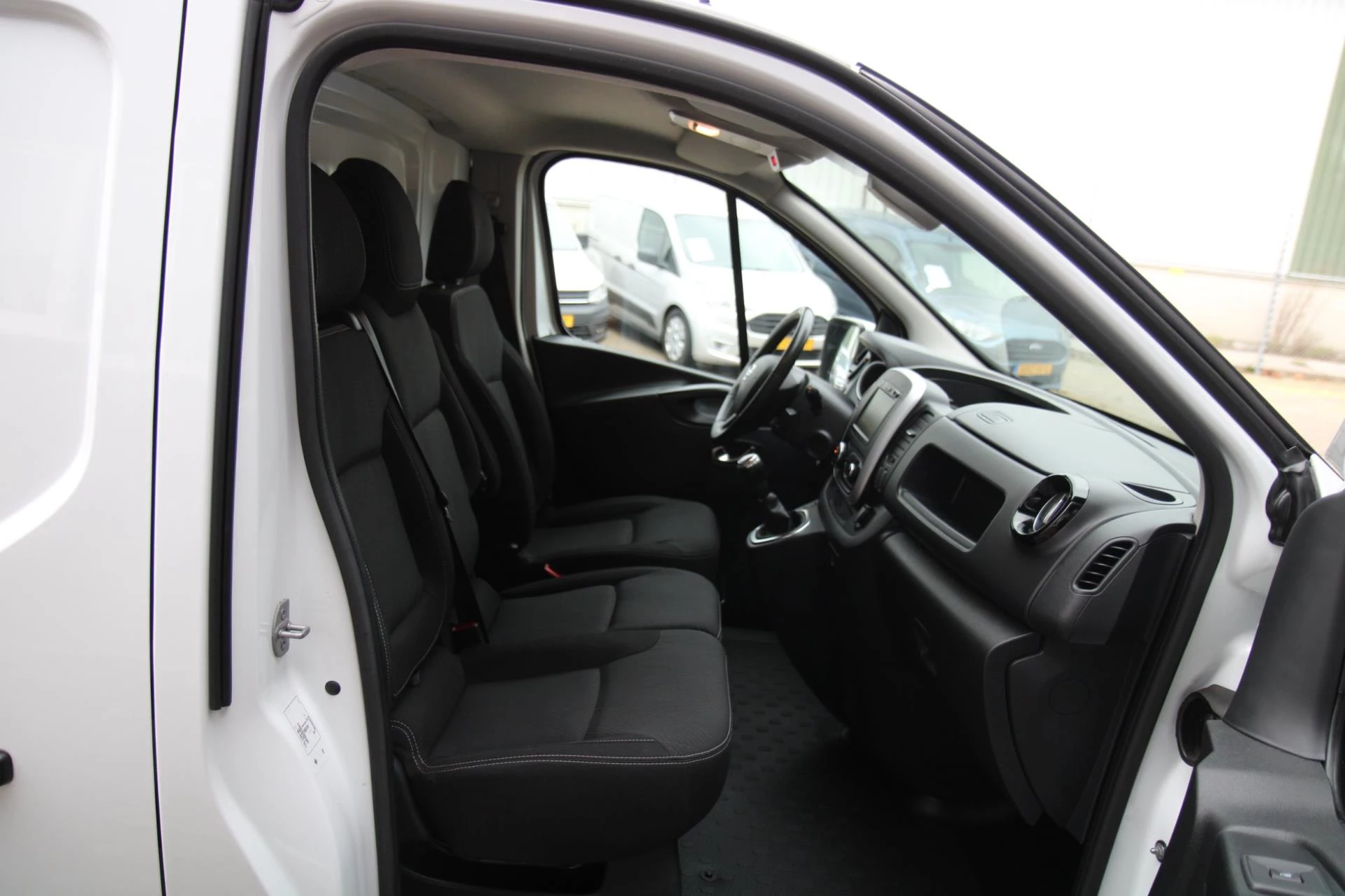 Hoofdafbeelding Nissan NV300