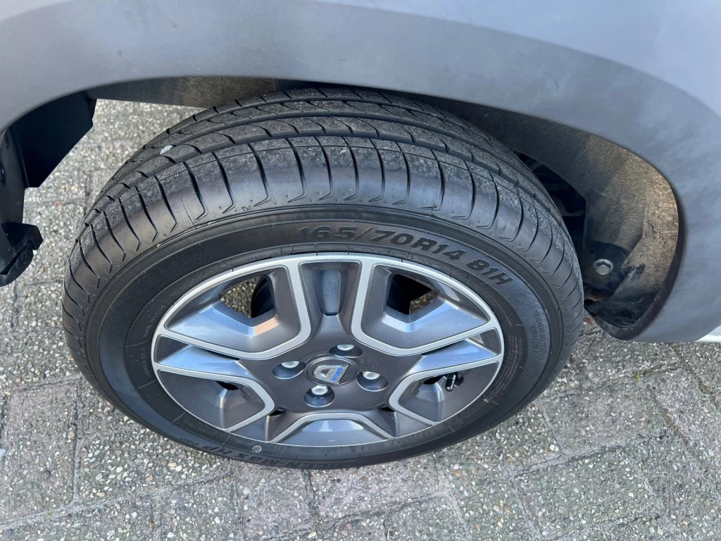 Hoofdafbeelding Dacia Spring