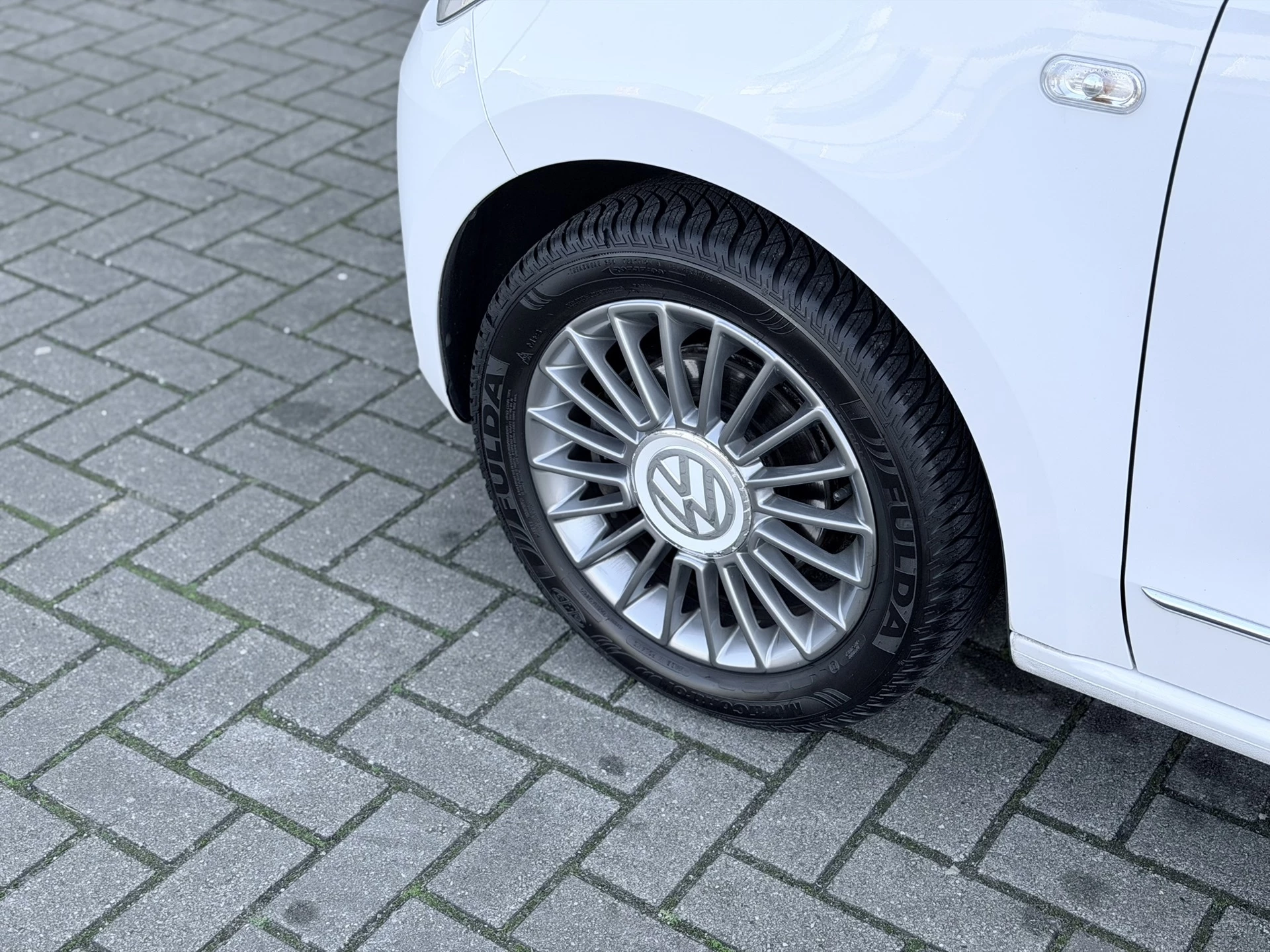 Hoofdafbeelding Volkswagen up!