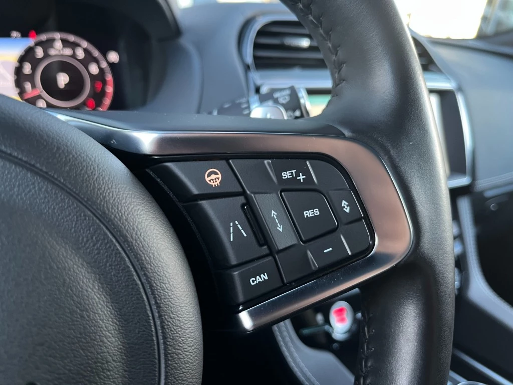 Hoofdafbeelding Jaguar F-PACE