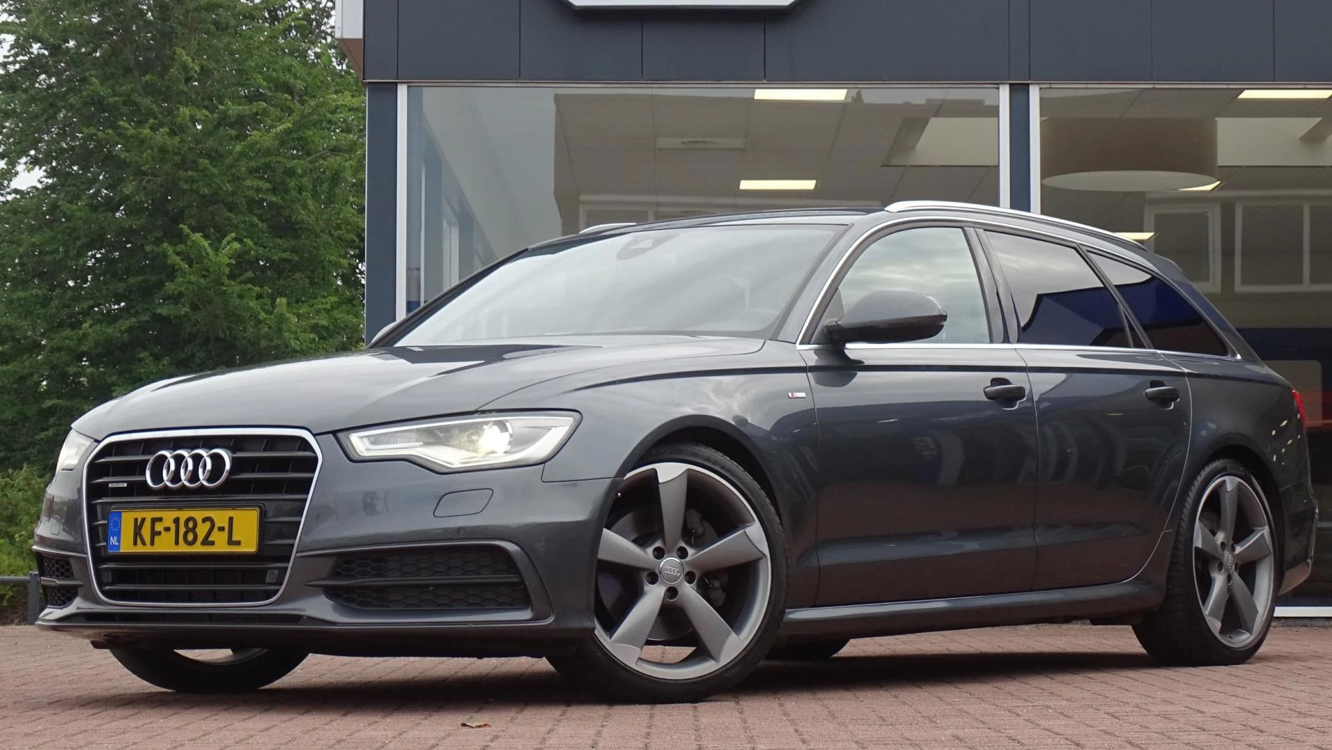 Hoofdafbeelding Audi A6