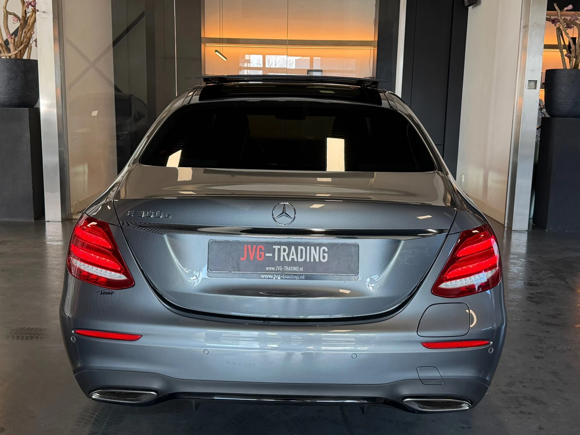 Hoofdafbeelding Mercedes-Benz E-Klasse