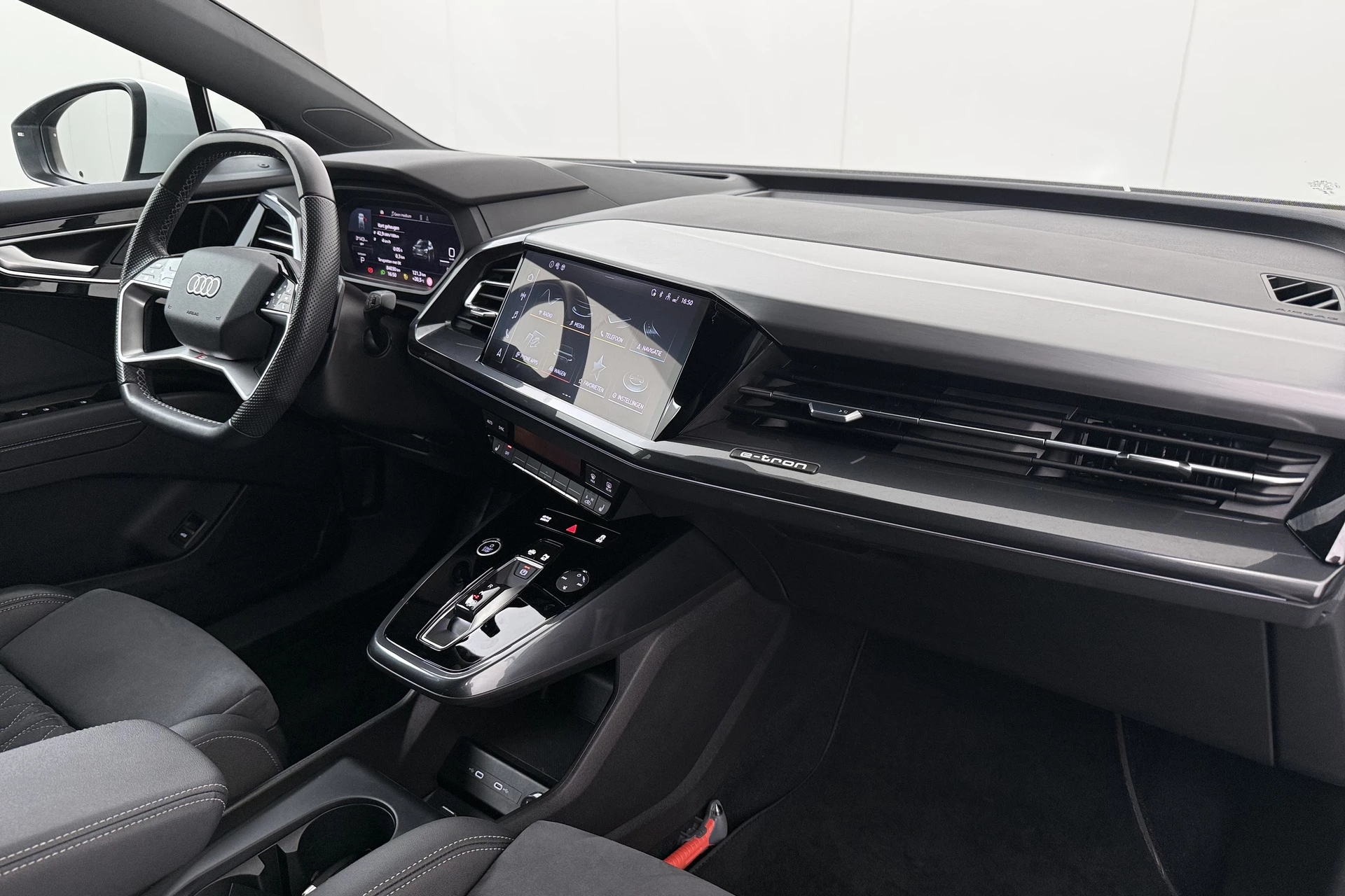 Hoofdafbeelding Audi Q4 e-tron