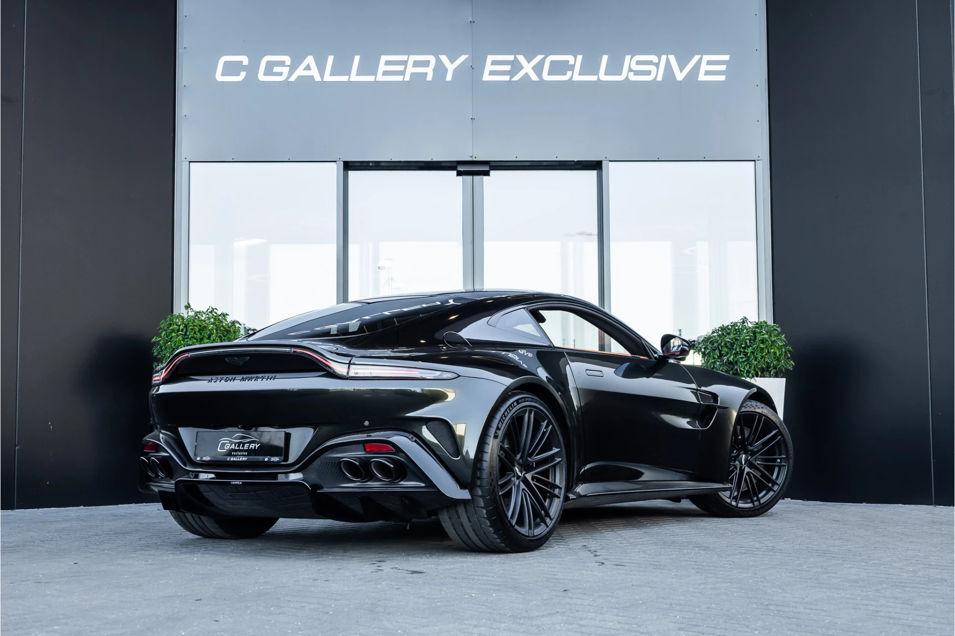 Hoofdafbeelding Aston Martin V8 Vantage