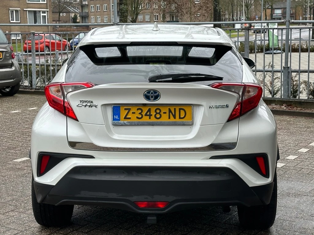 Hoofdafbeelding Toyota C-HR