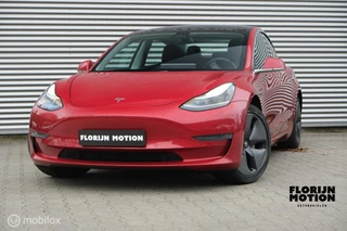 Tesla Model 3 Long Range AWD 75 kWh | Pano | Stoelverwarming voor en achterin | Autopilot | ACC | Keyless | All-seasons | Standkachel |