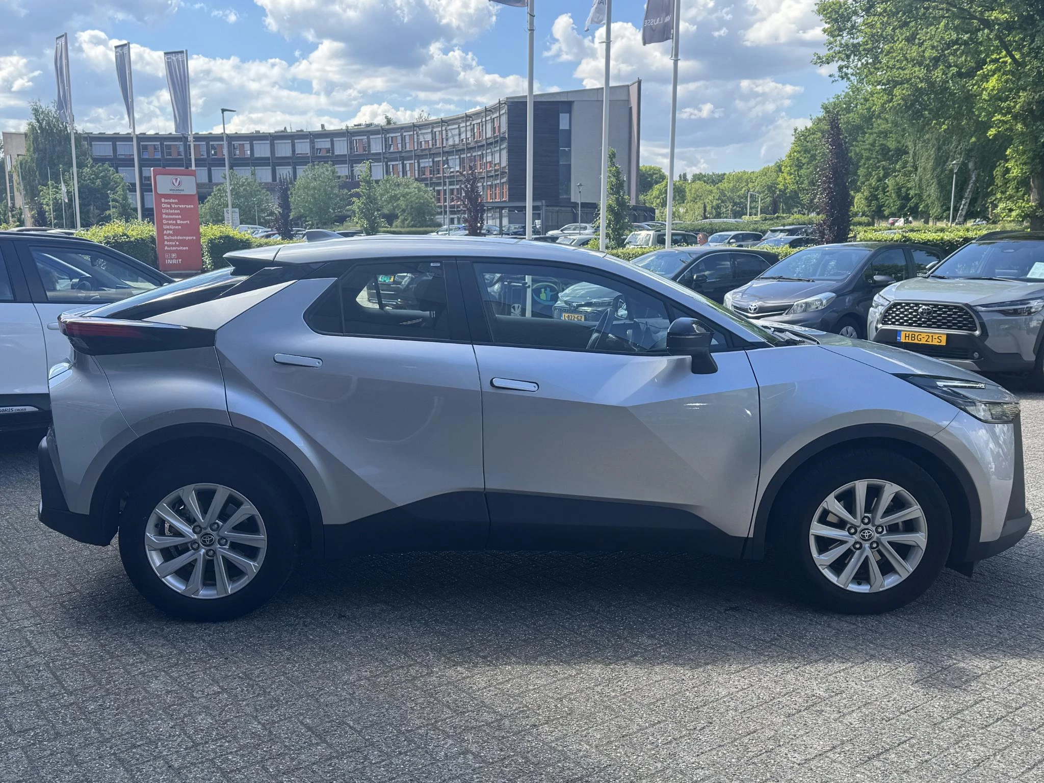 Hoofdafbeelding Toyota C-HR