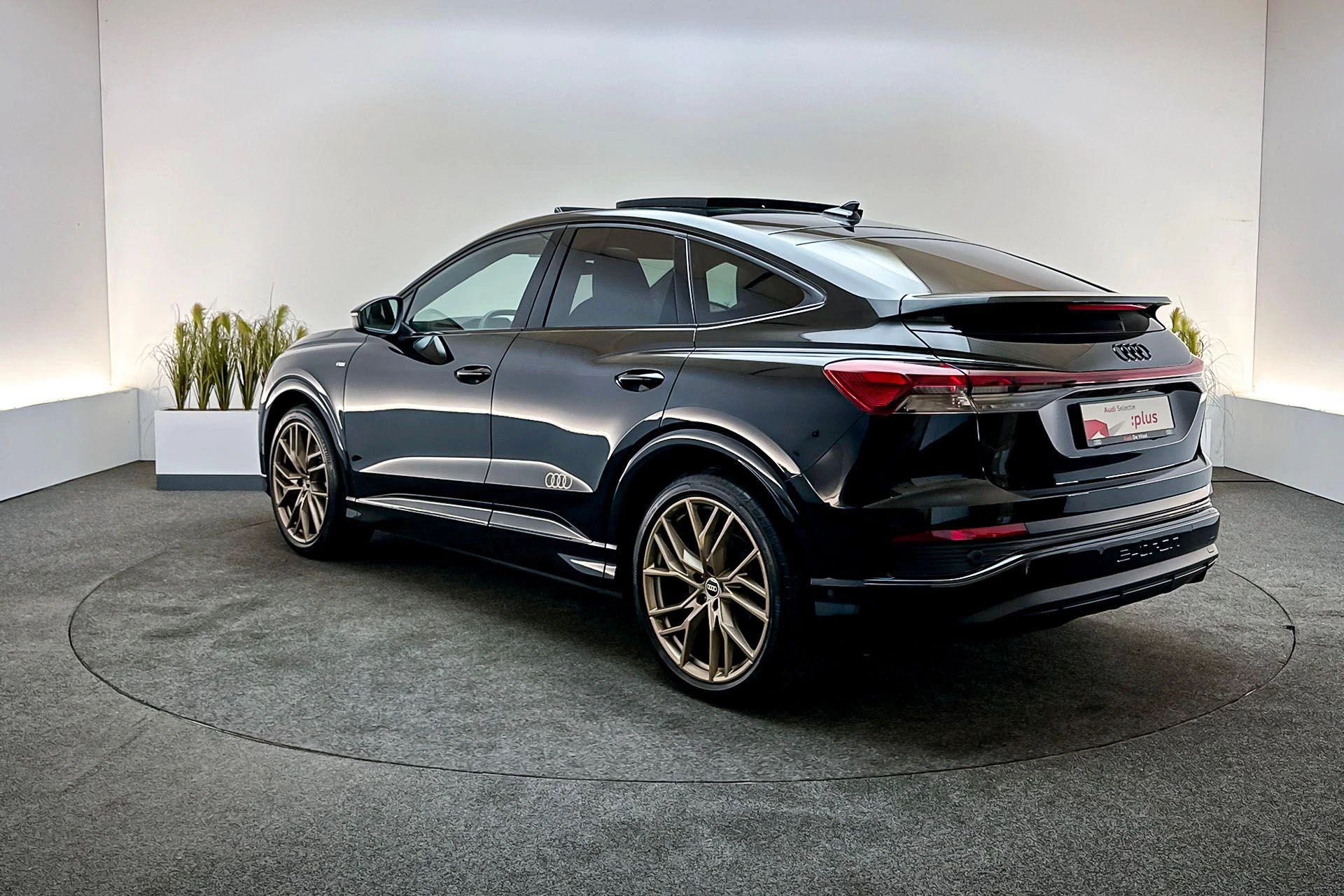 Hoofdafbeelding Audi Q4 Sportback e-tron