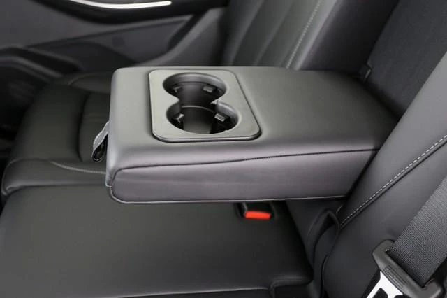 Hoofdafbeelding DFSK E5 PHEV