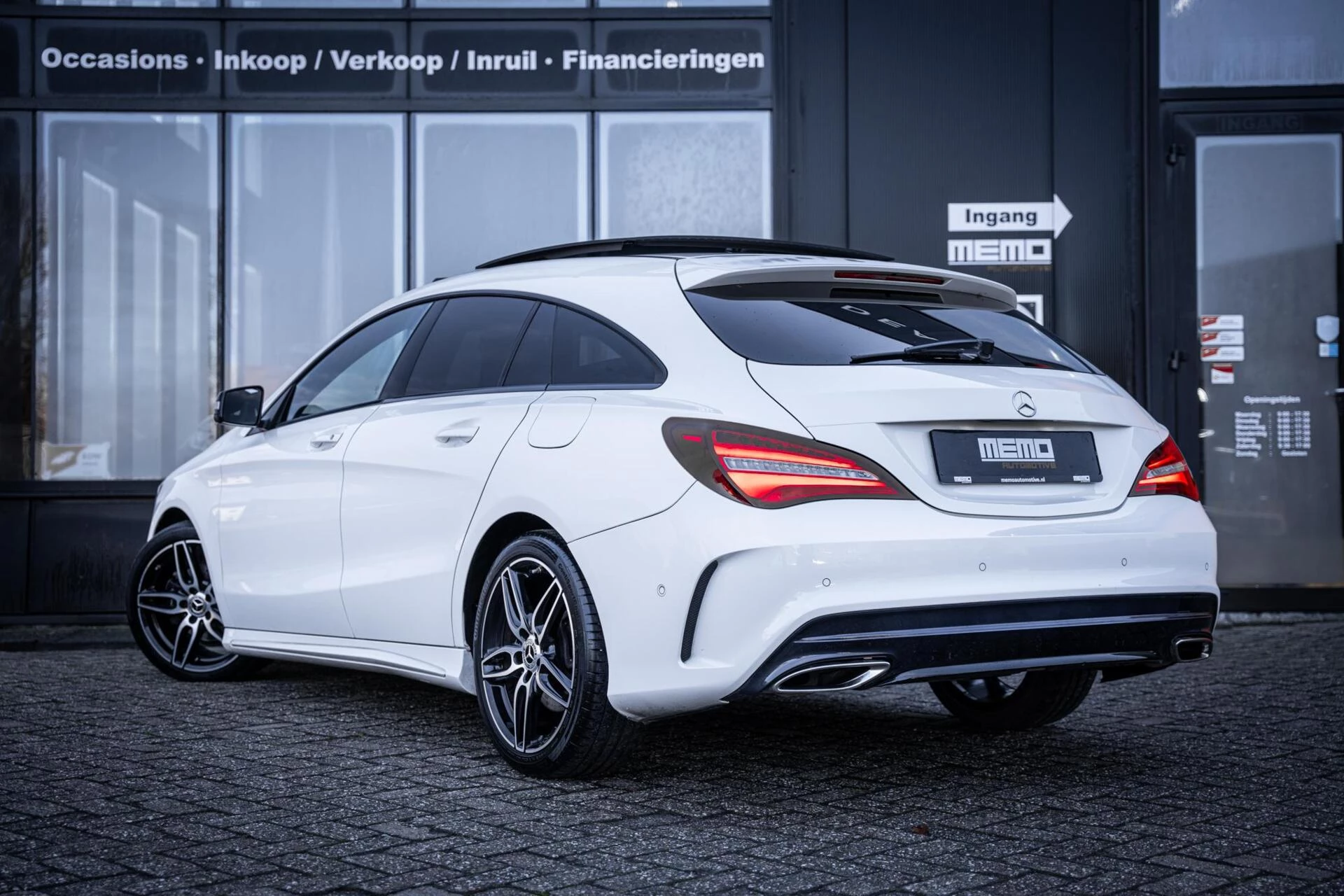 Hoofdafbeelding Mercedes-Benz CLA