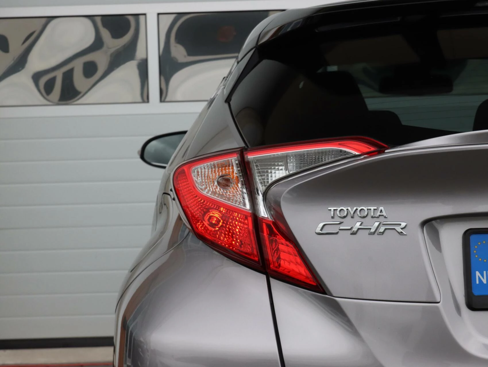 Hoofdafbeelding Toyota C-HR