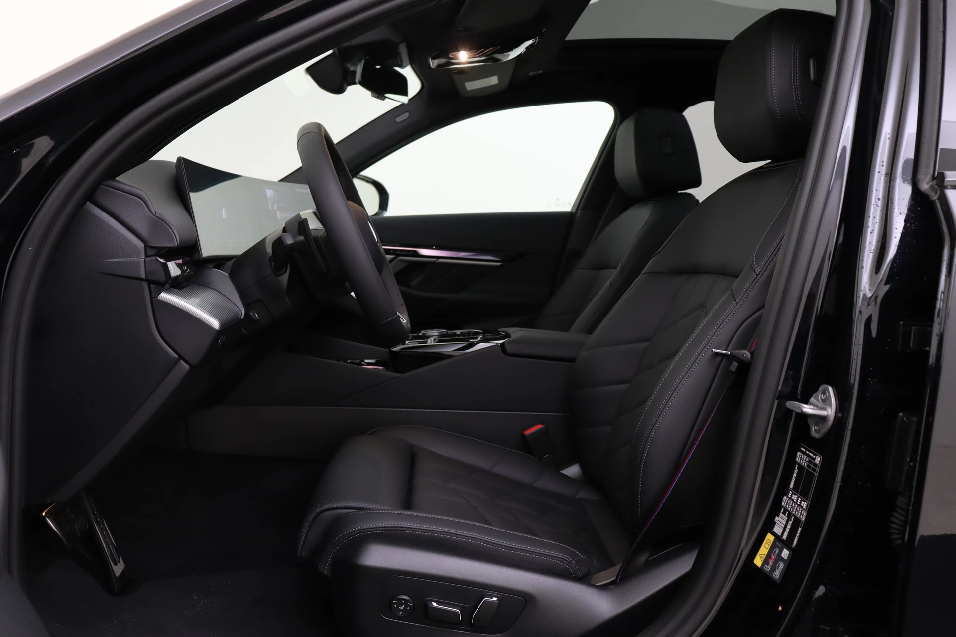Hoofdafbeelding BMW i5