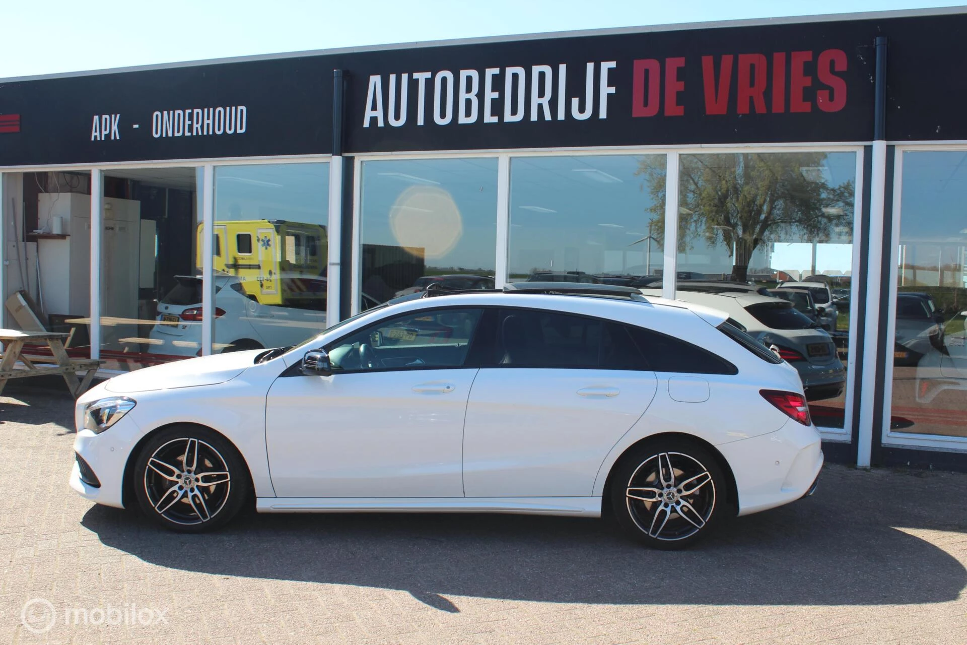 Hoofdafbeelding Mercedes-Benz CLA